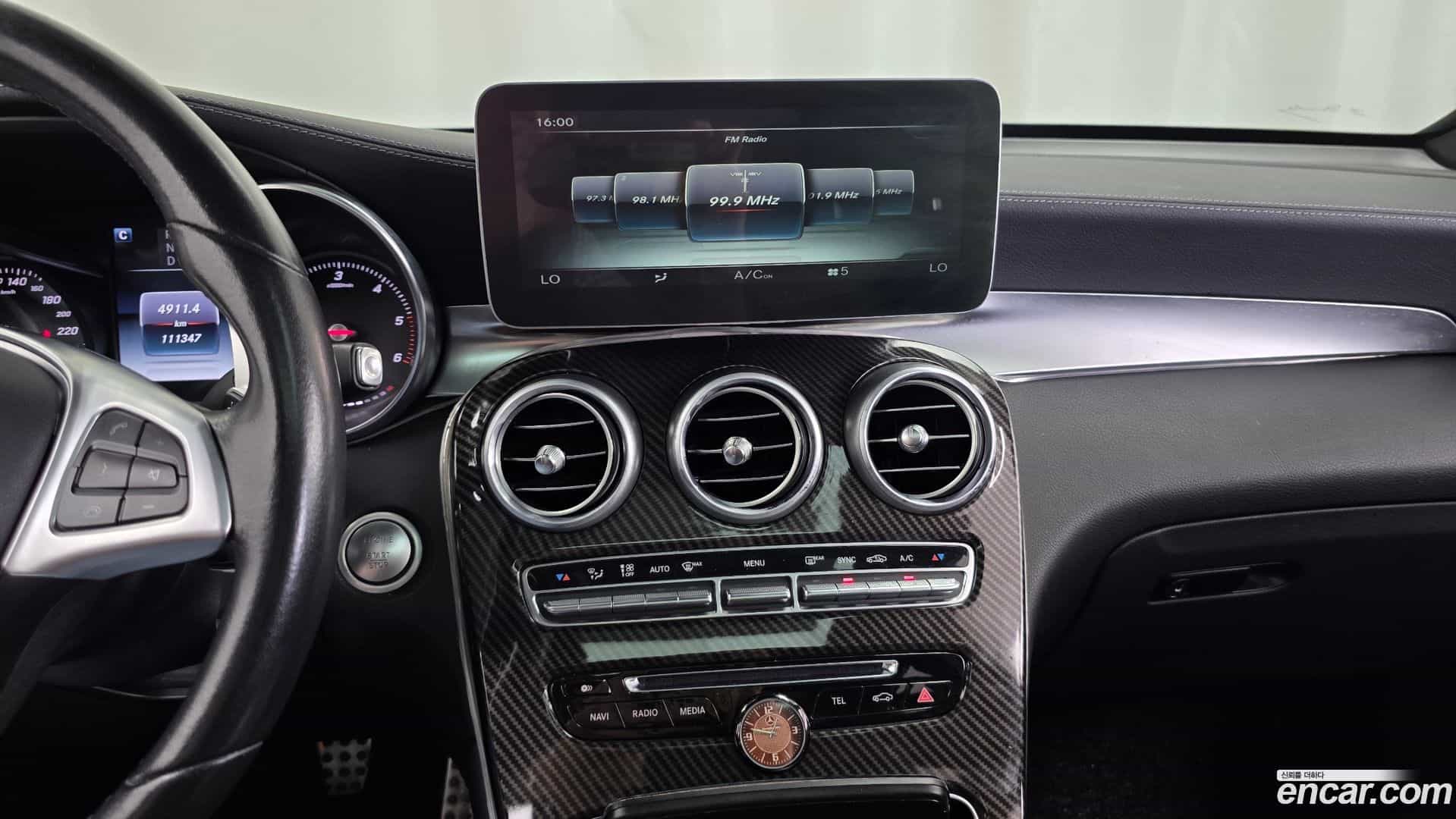 GLC-Class Mercedes-Benz 2017.0-OPTION-018