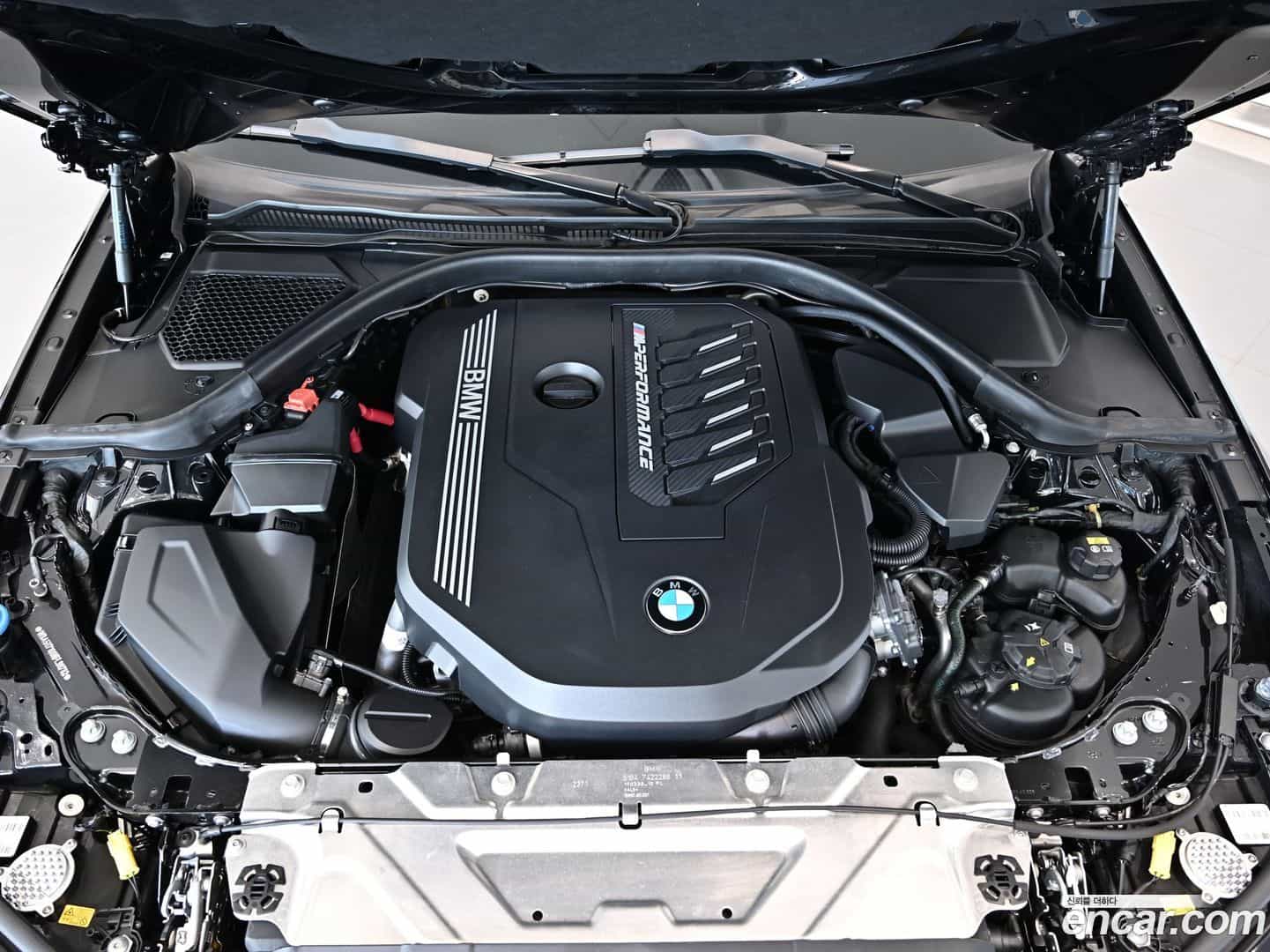 3-Series BMW 2022.0-INNER-007