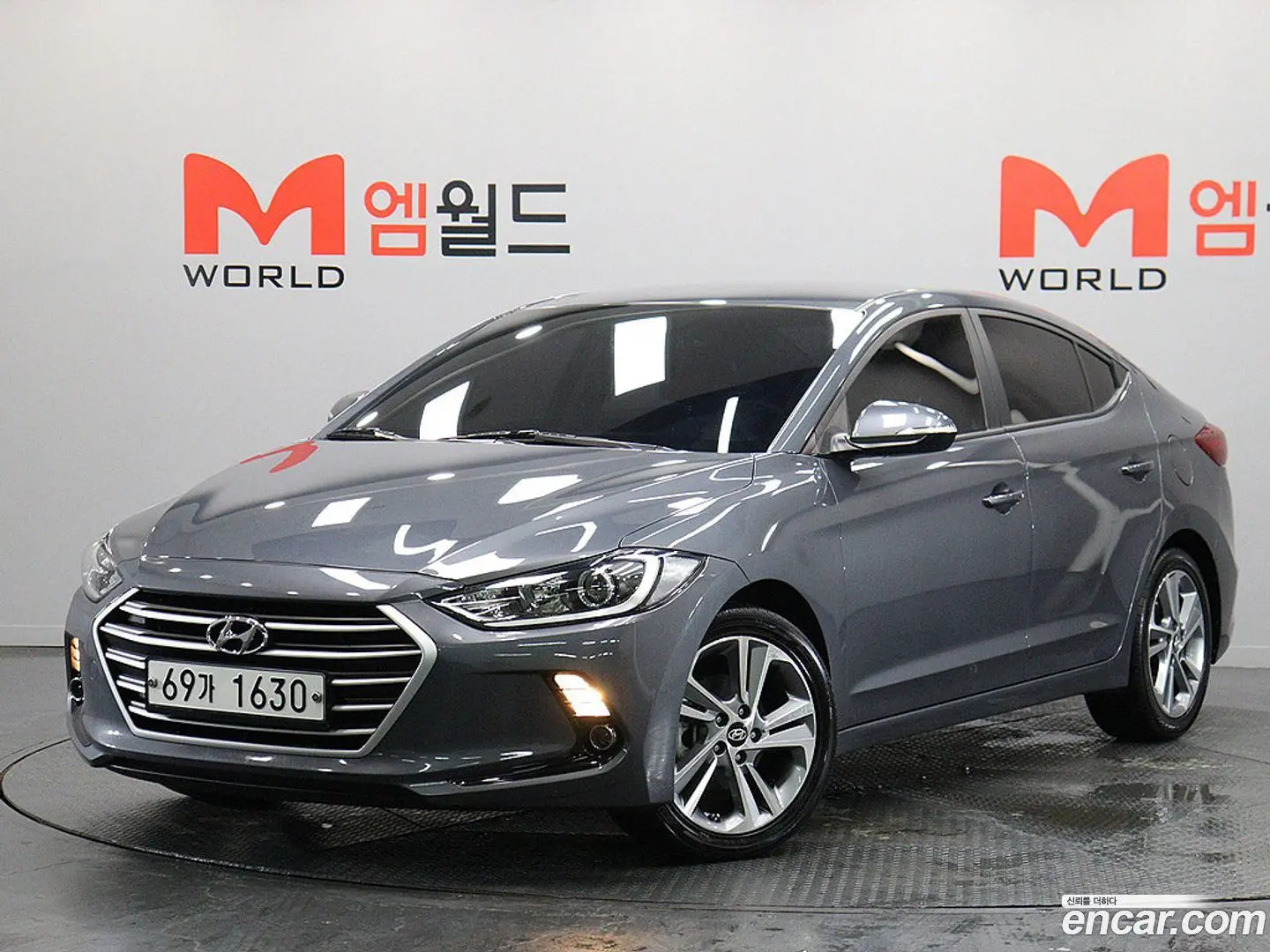 Main__Slider__Photo:AVANTE Hyundai 2017.1-0