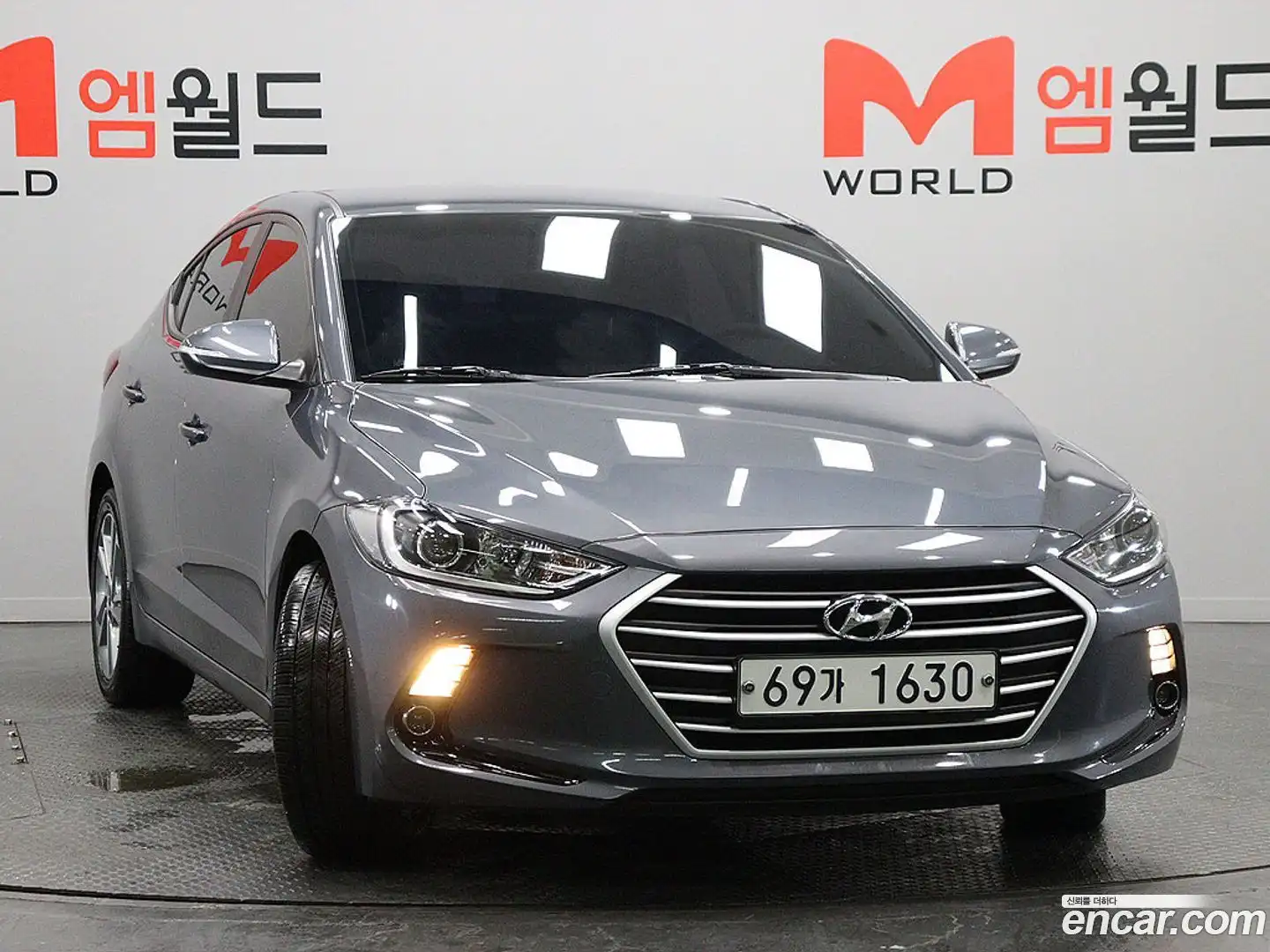 AVANTE Hyundai 2017.1-OUTER-002