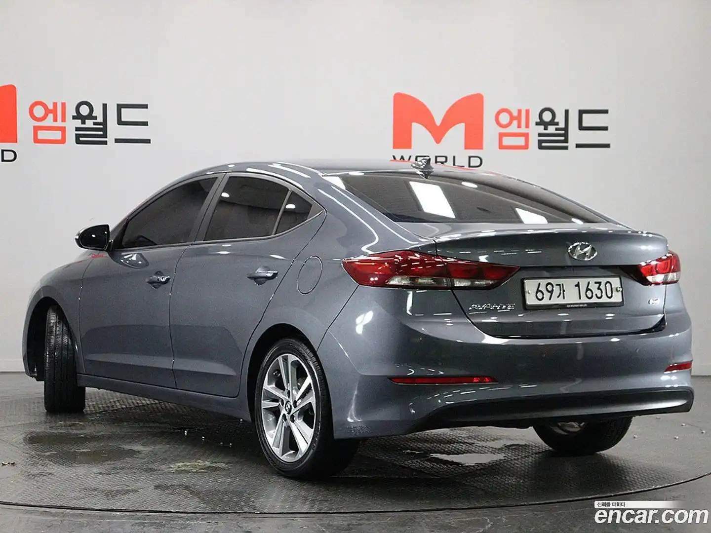 AVANTE Hyundai 2017.1-OUTER-004