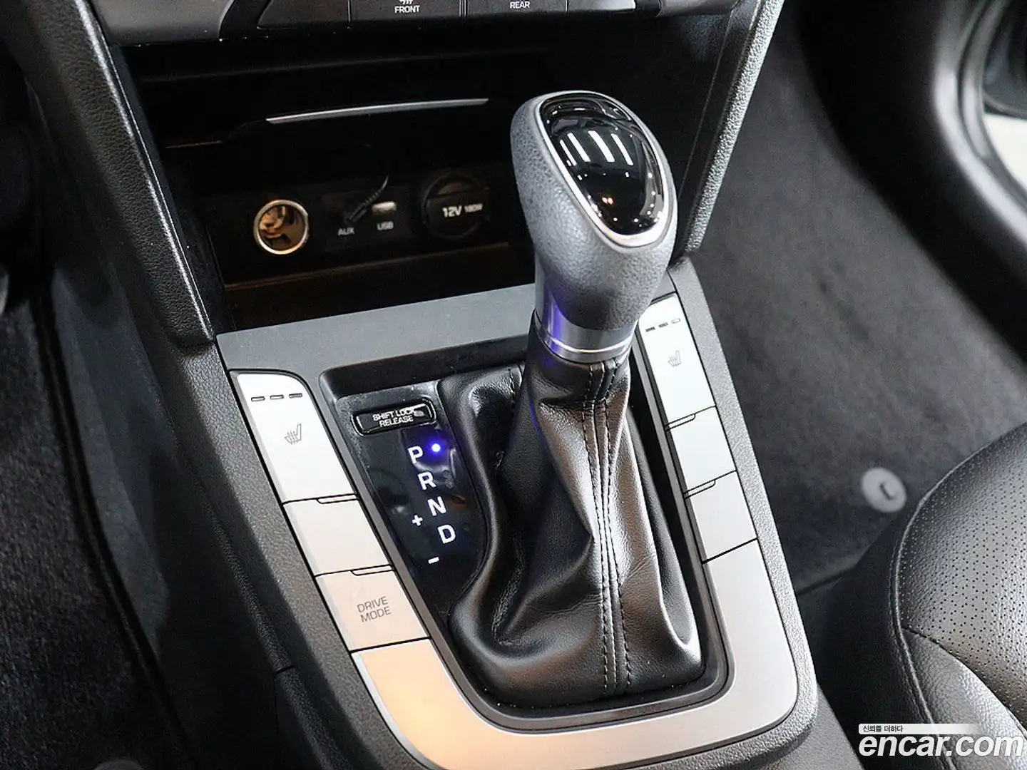 AVANTE Hyundai 2017.1-OPTION-017