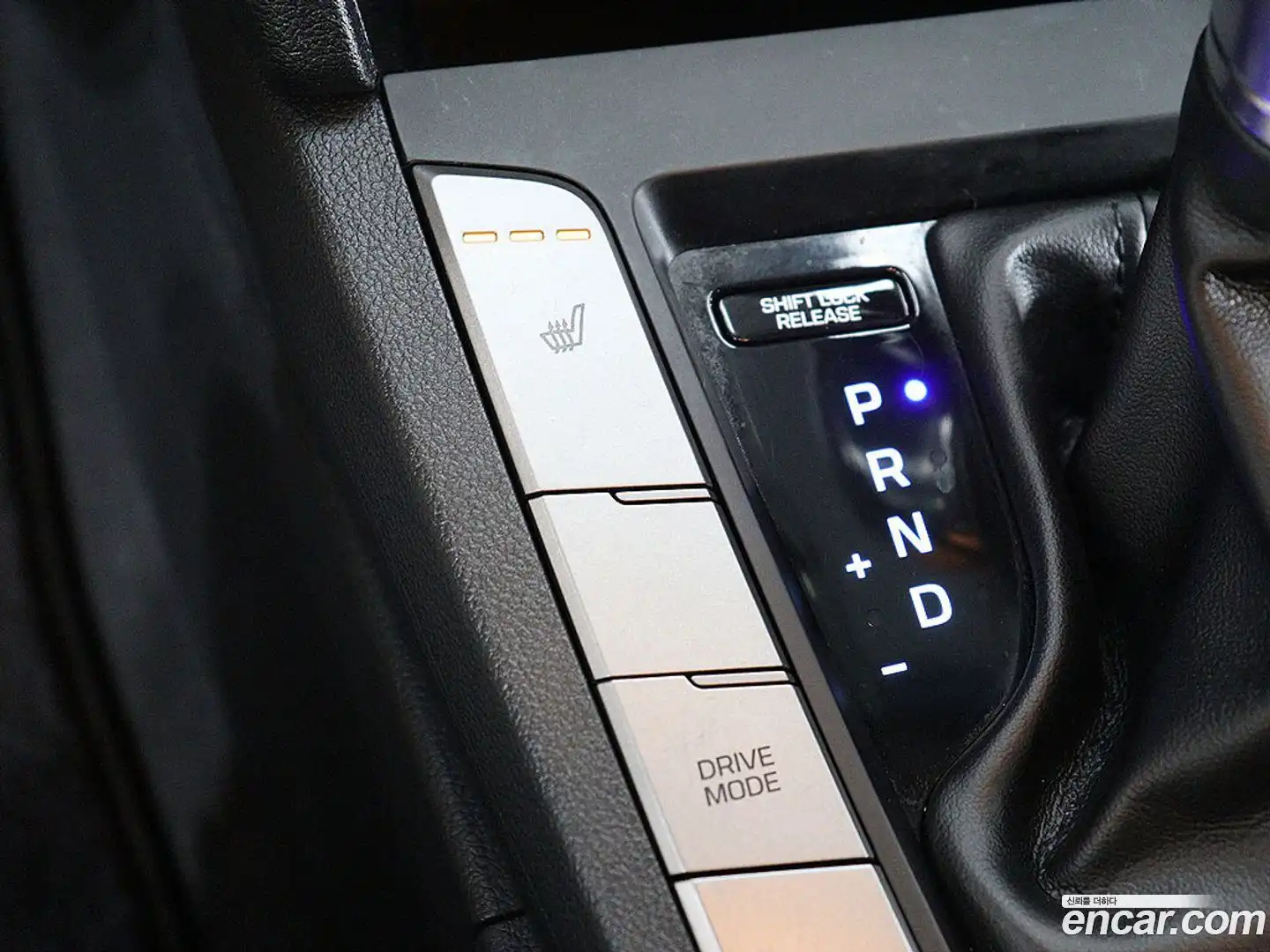 AVANTE Hyundai 2017.1-OPTION-020