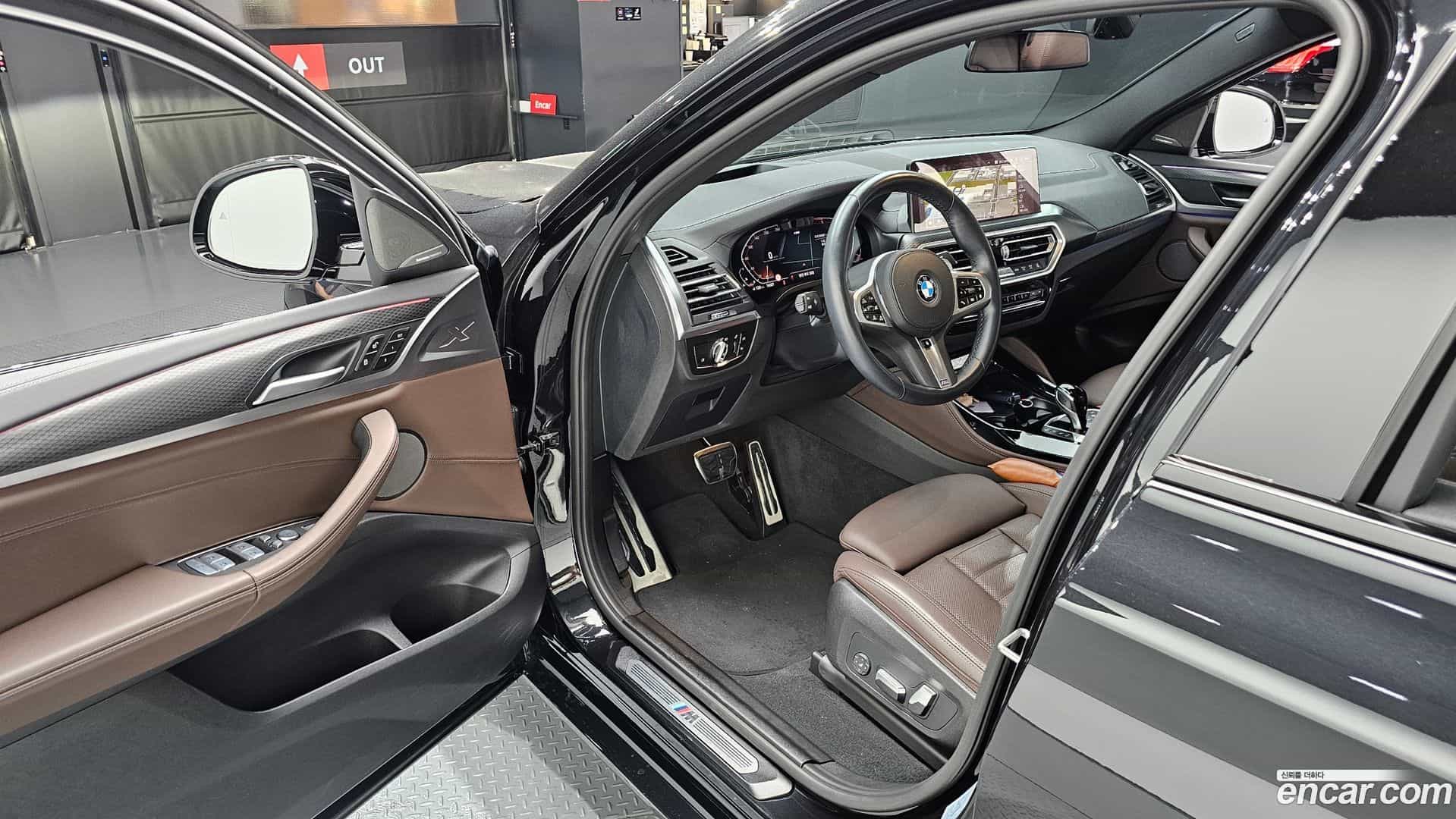 X4 BMW 2023.2-INNER-010