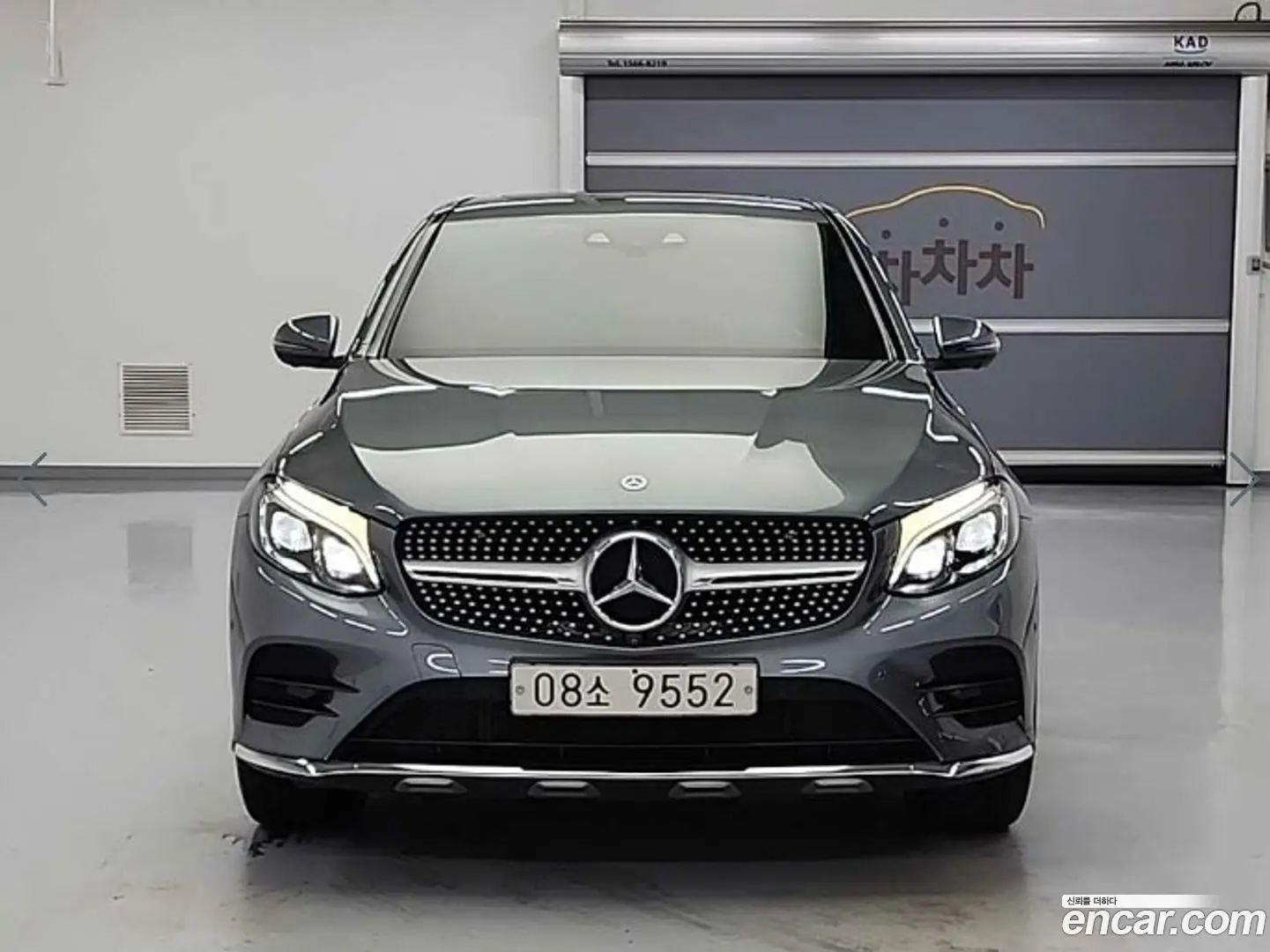 Main__Slider__Photo:GLC-Class Mercedes-Benz 2017.6-0