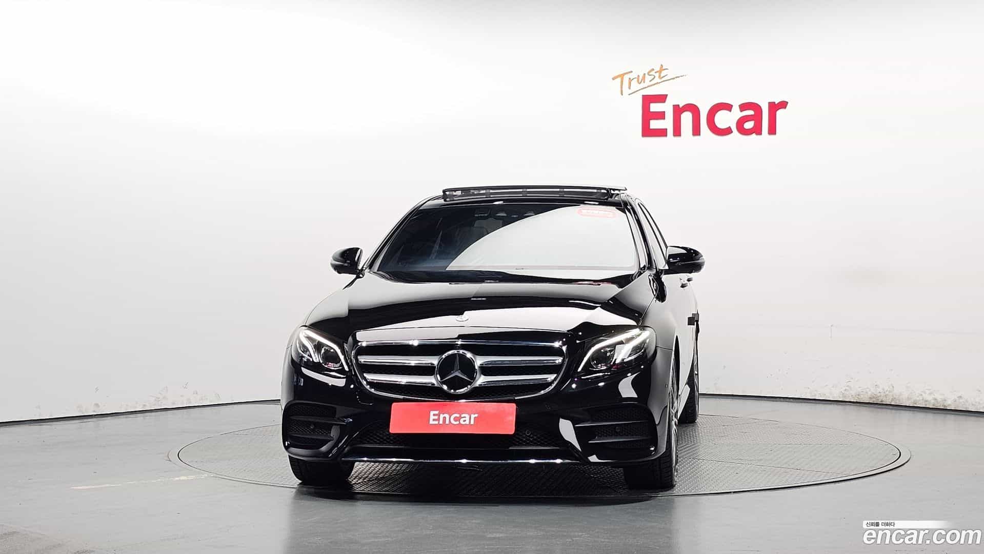 E-Class Mercedes-Benz 2019.8-OUTER-003