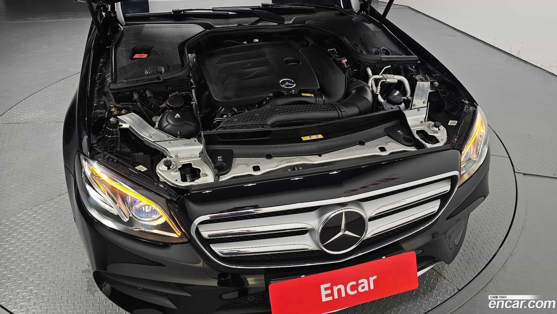 E-Class Mercedes-Benz 2019.8-OUTER-006