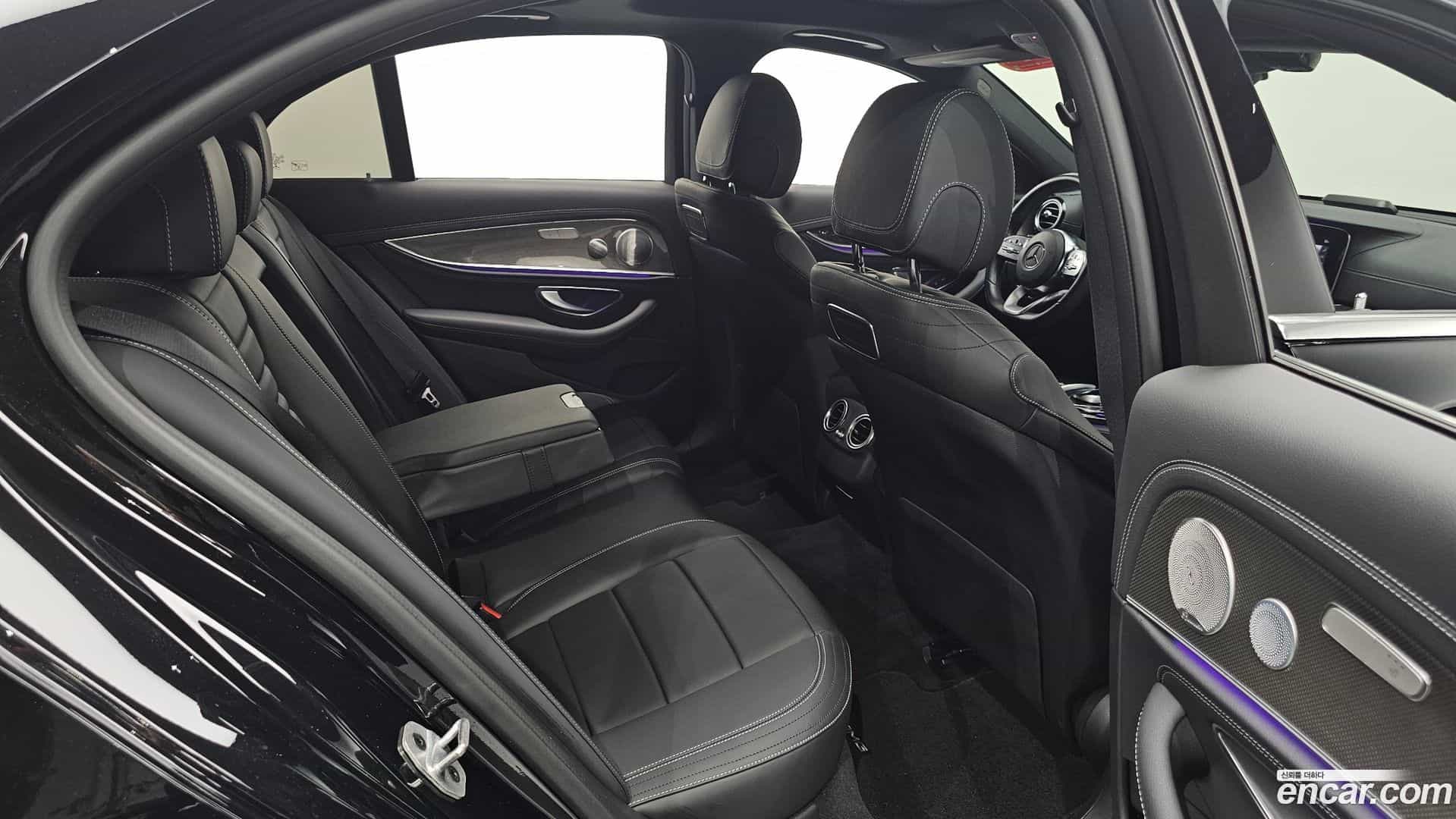 E-Class Mercedes-Benz 2019.8-INNER-036