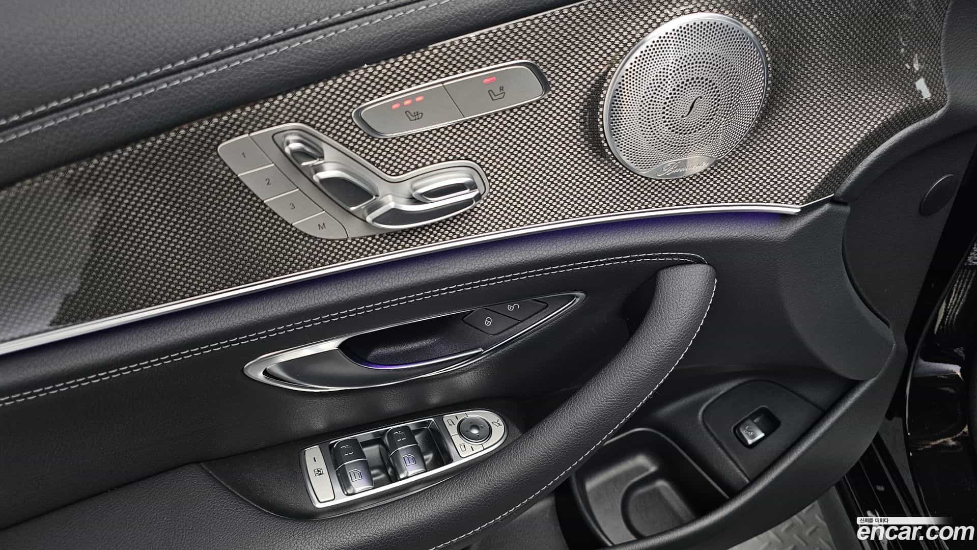 E-Class Mercedes-Benz 2019.8-OPTION-040