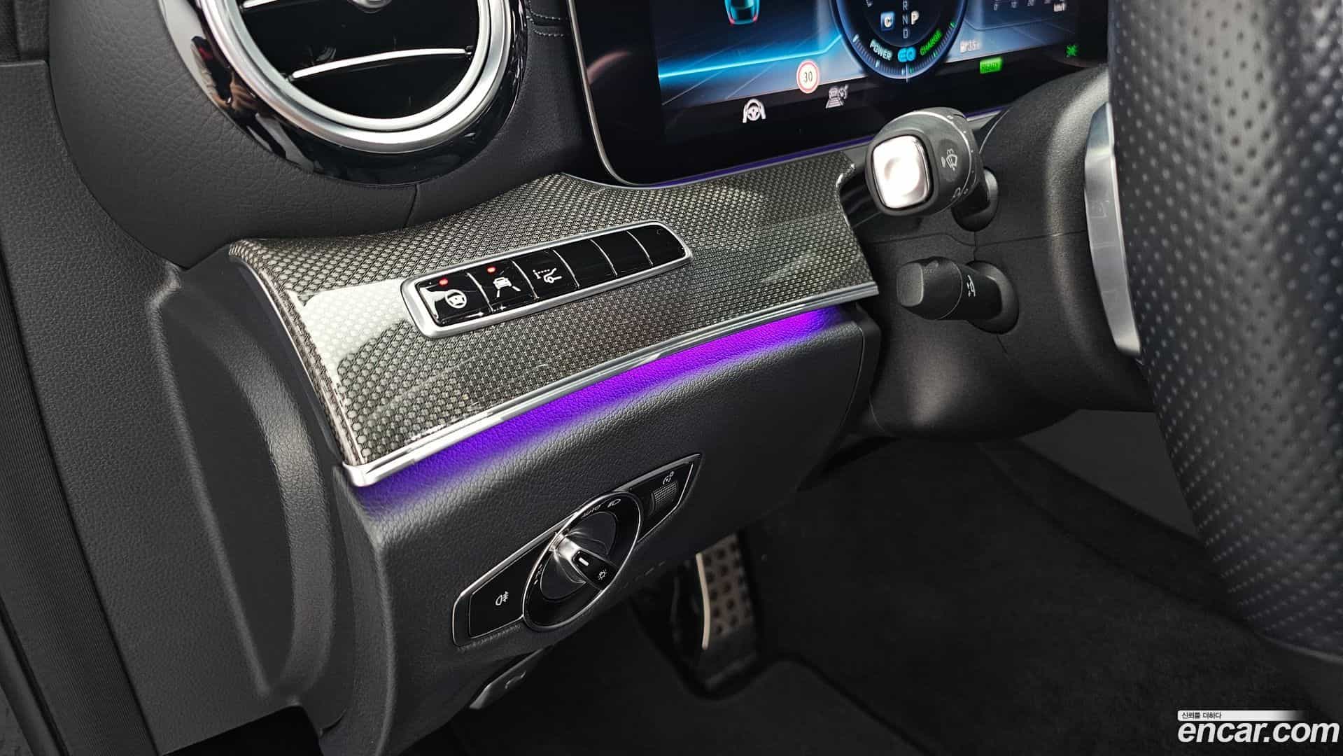 E-Class Mercedes-Benz 2019.8-OPTION-041