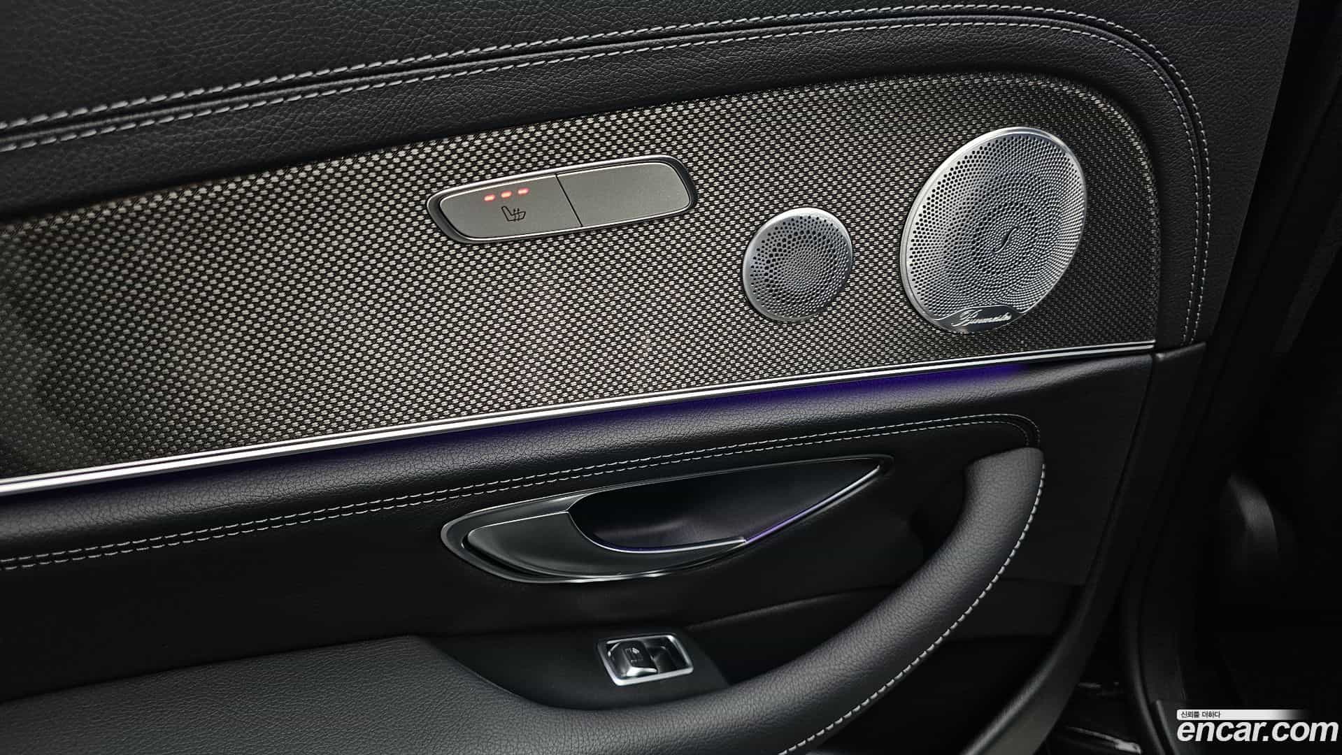 E-Class Mercedes-Benz 2019.8-OPTION-046