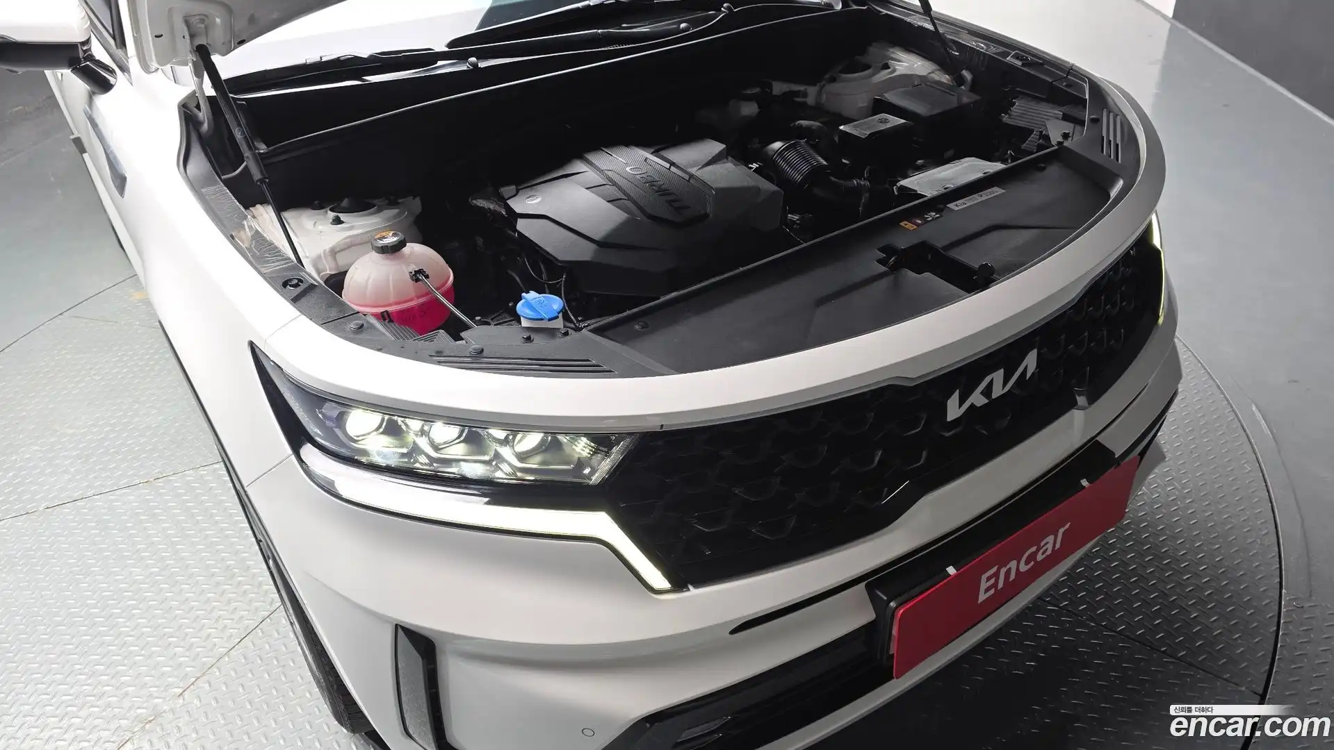 Sorento Kia 2023.4-OUTER-006