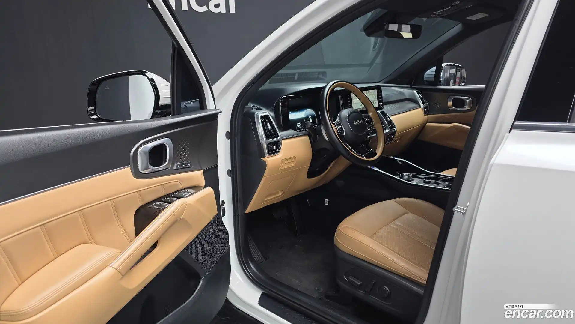 Sorento Kia 2023.4-INNER-010