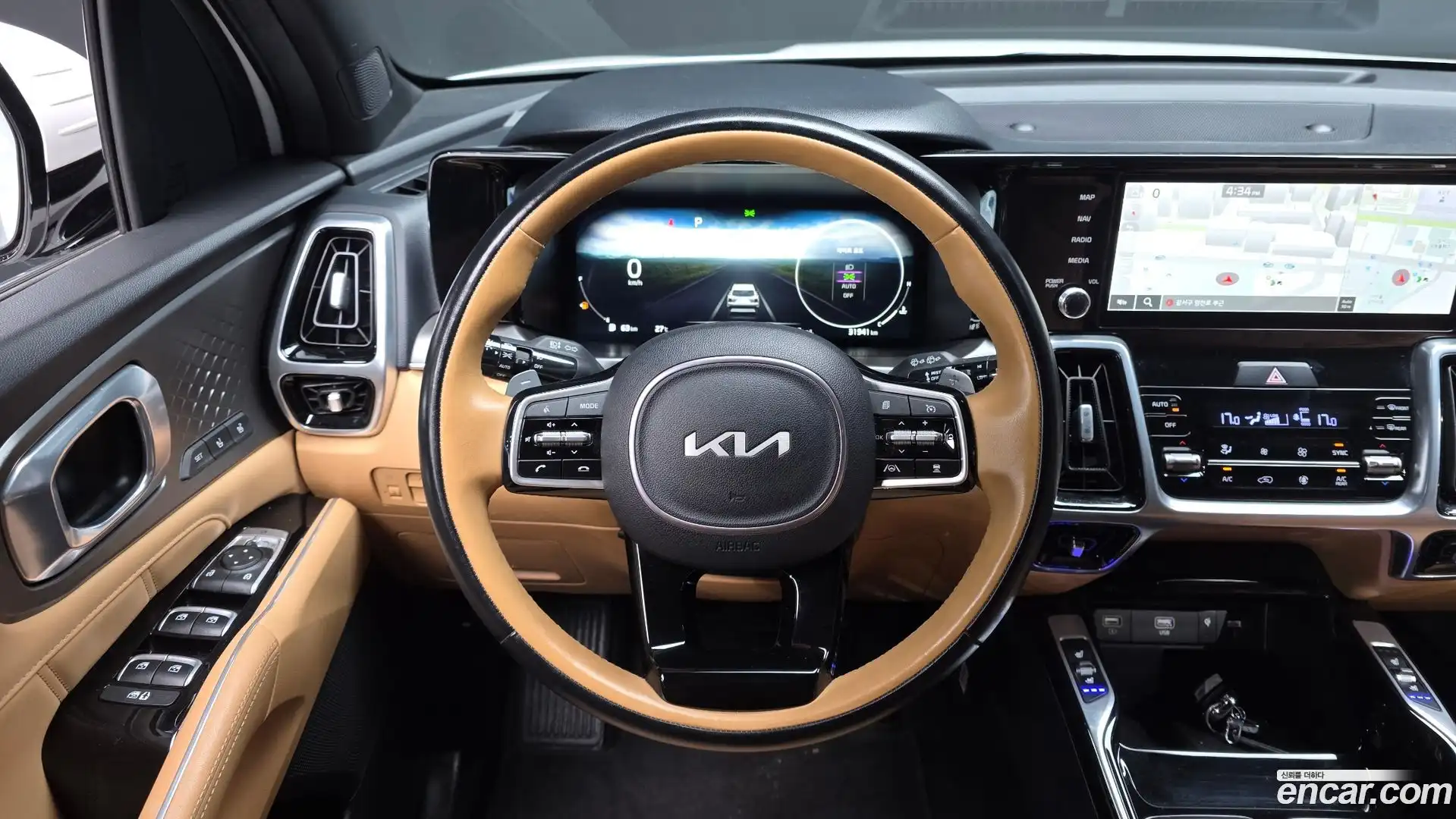 Sorento Kia 2023.4-OPTION-017