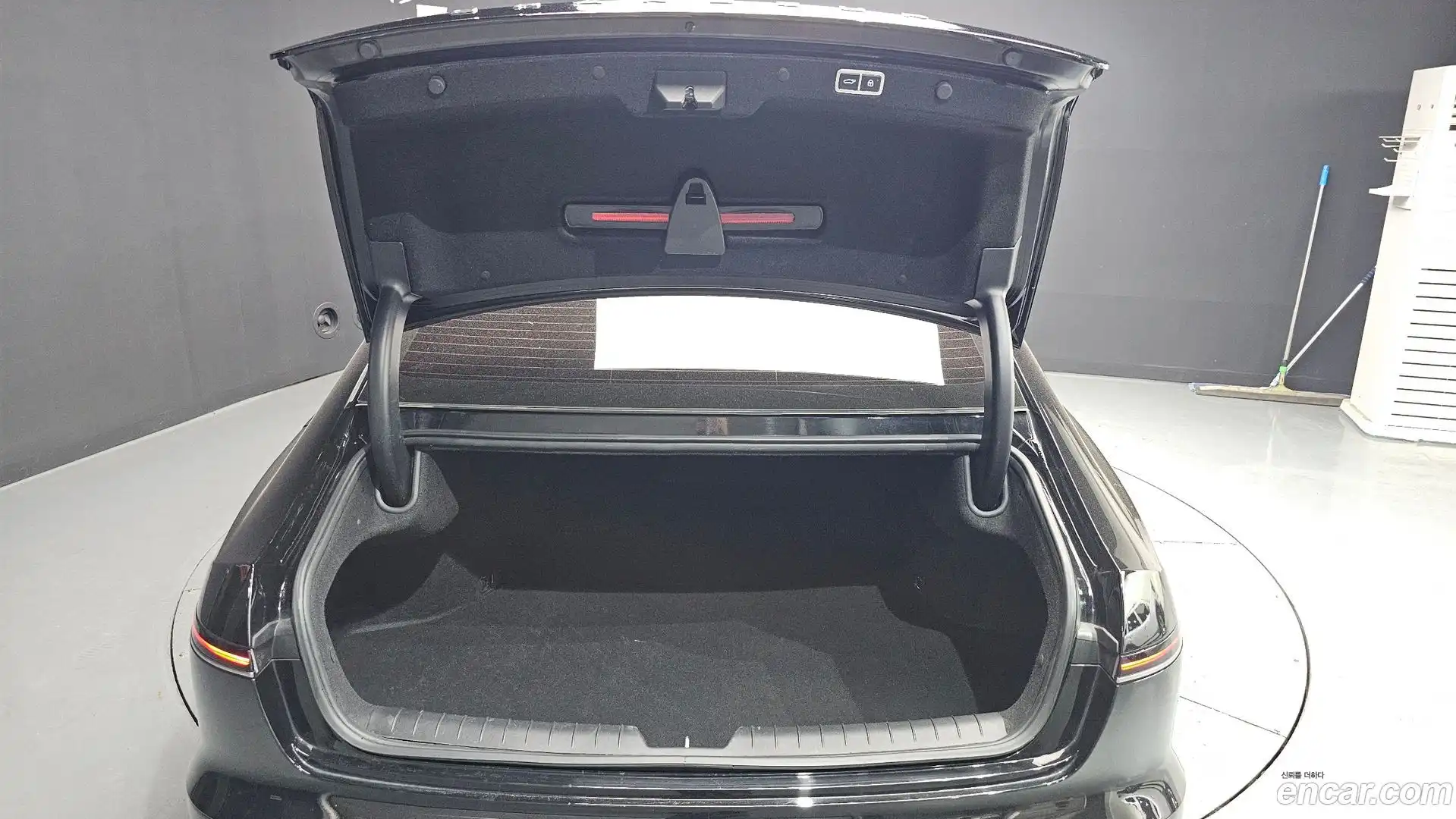 Grandeur Hyundai 2023.2-OPTION-024