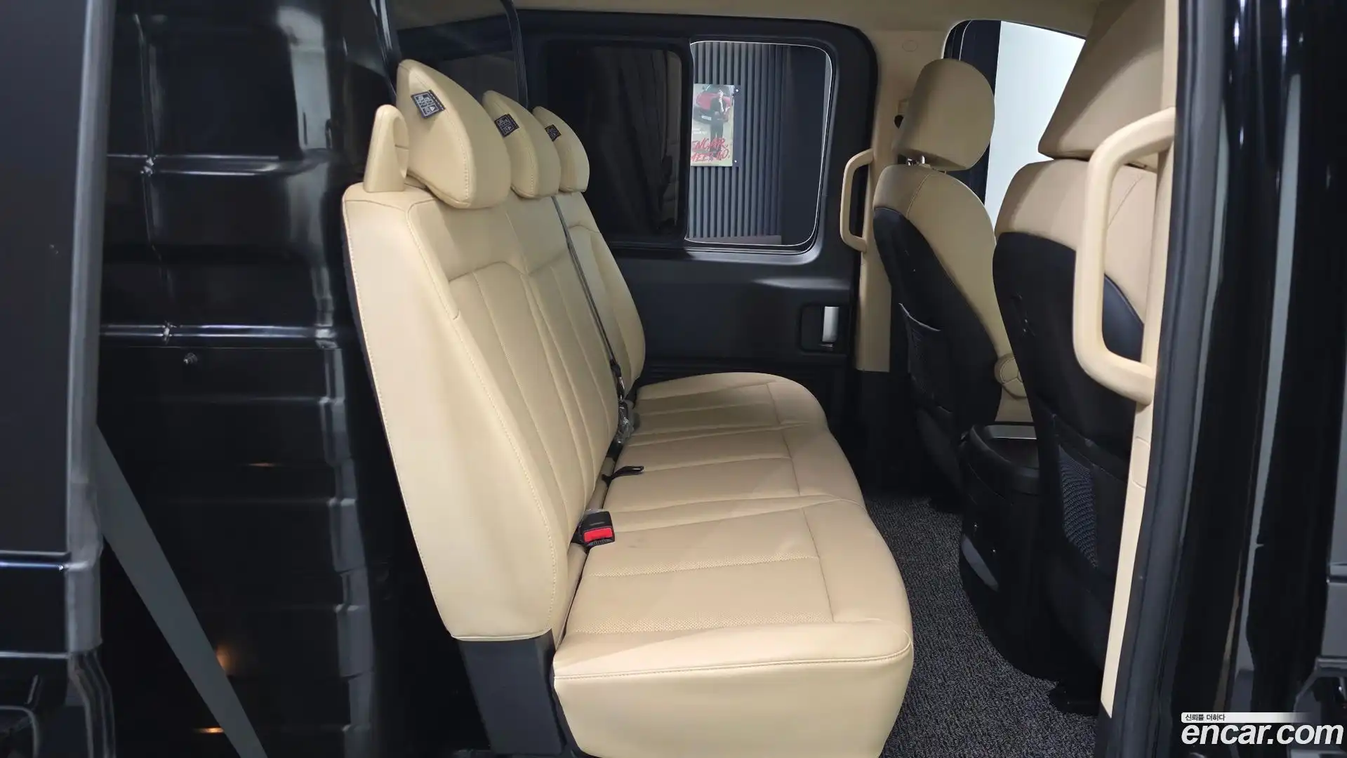 Staria Hyundai 2023.0-OPTION-016