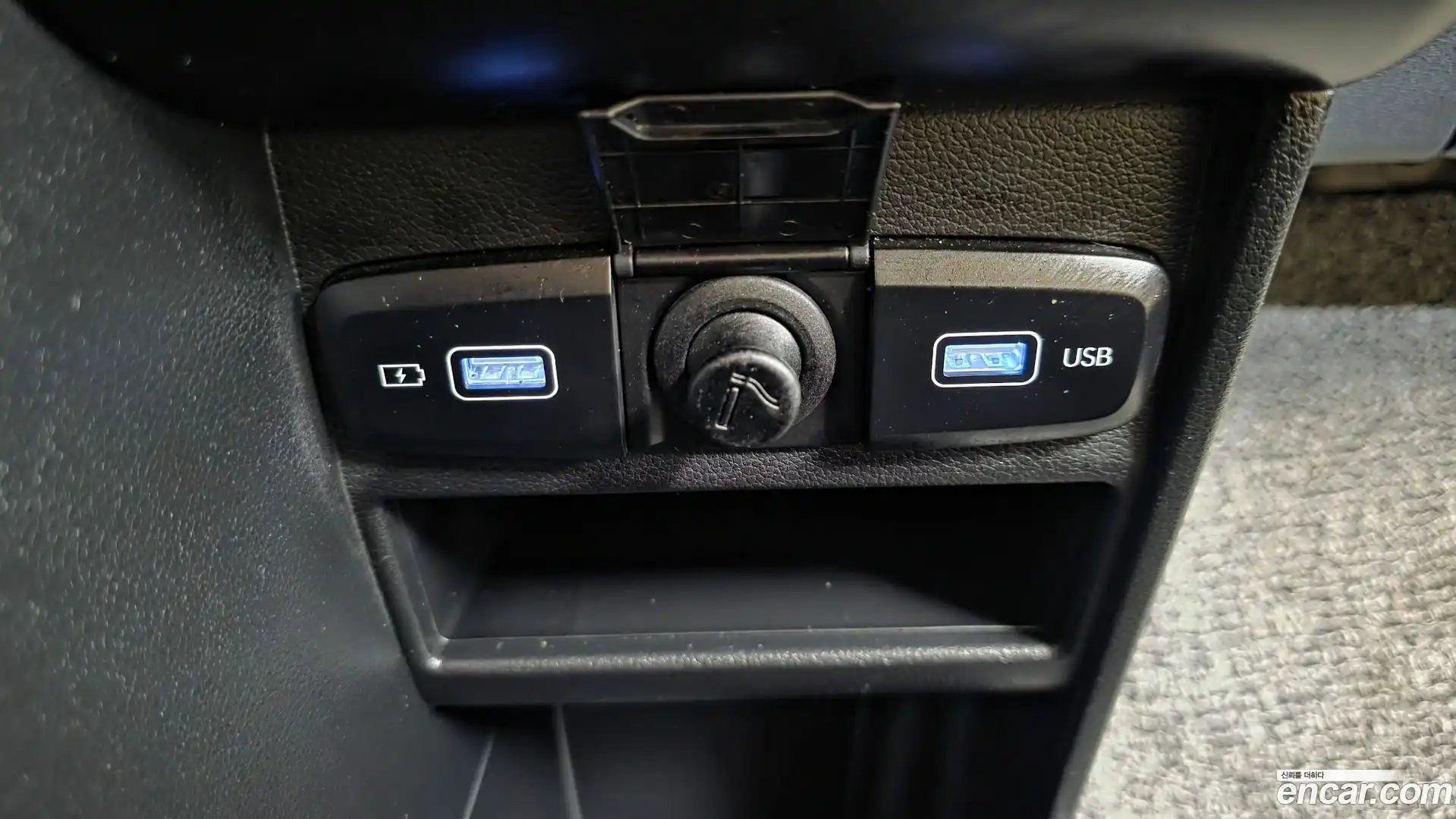 Staria Hyundai 2023.0-OPTION-017