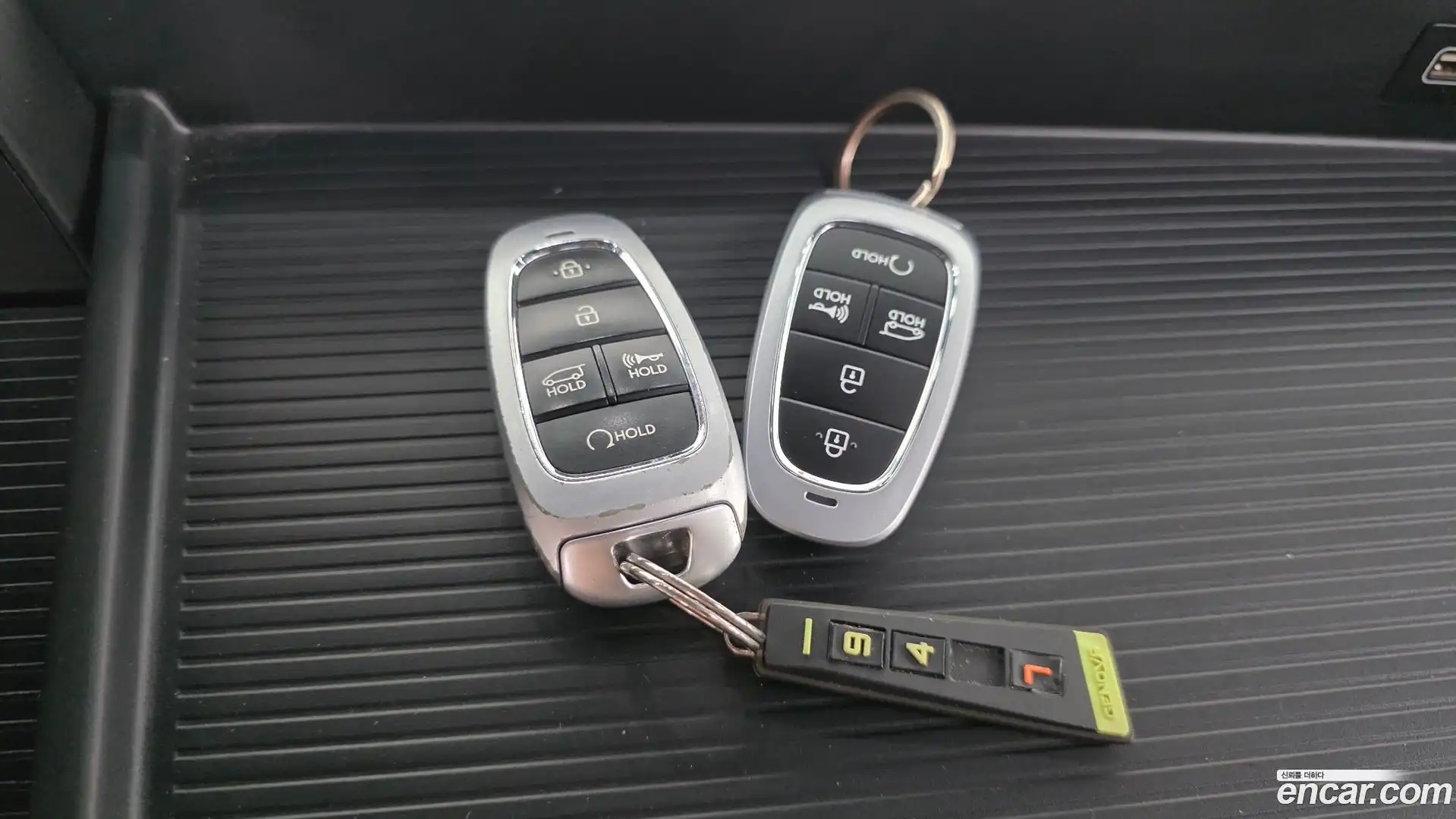 Staria Hyundai 2023.0-OPTION-022