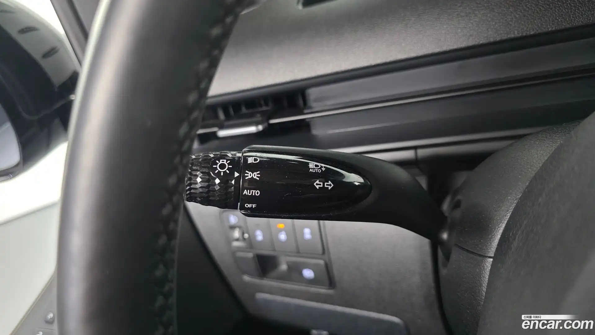 Staria Hyundai 2023.0-OPTION-048