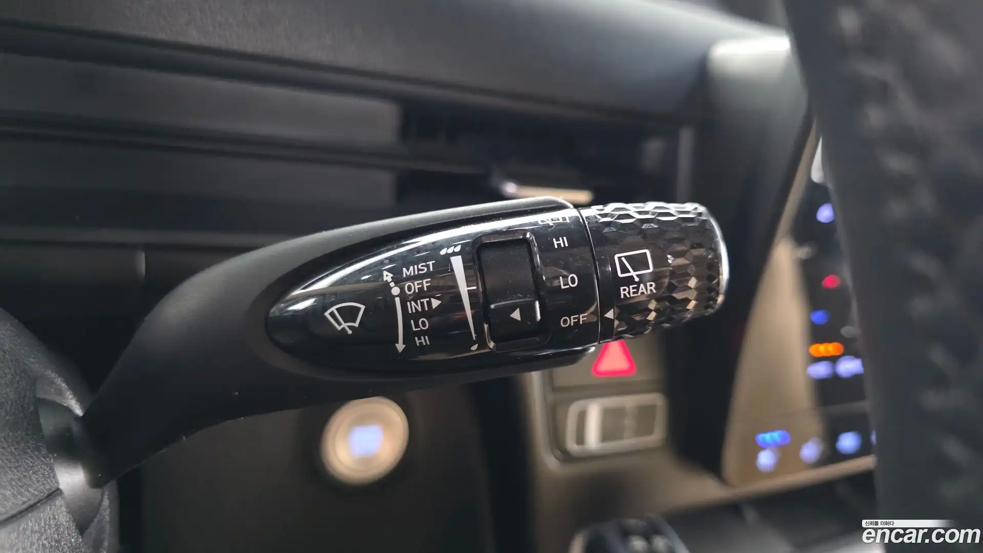 Staria Hyundai 2023.0-OPTION-050