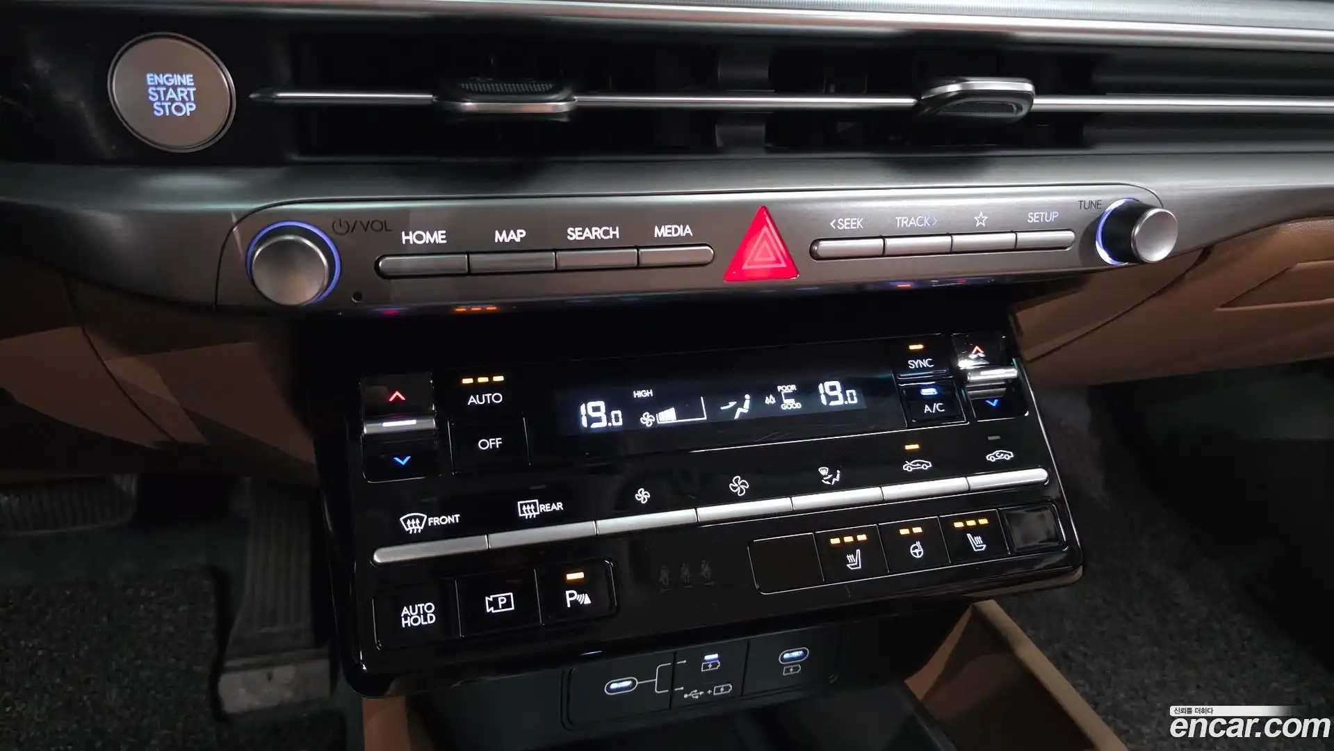 Grandeur Hyundai 2024.11-OPTION-021