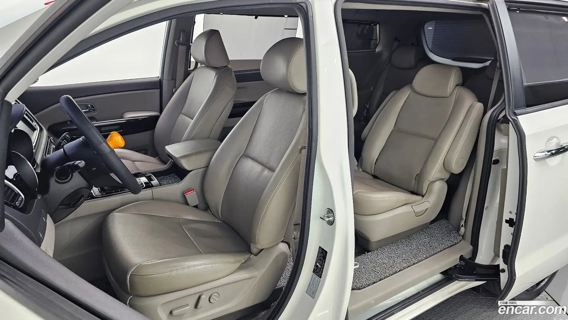 Canival Kia 2016.5-INNER-010