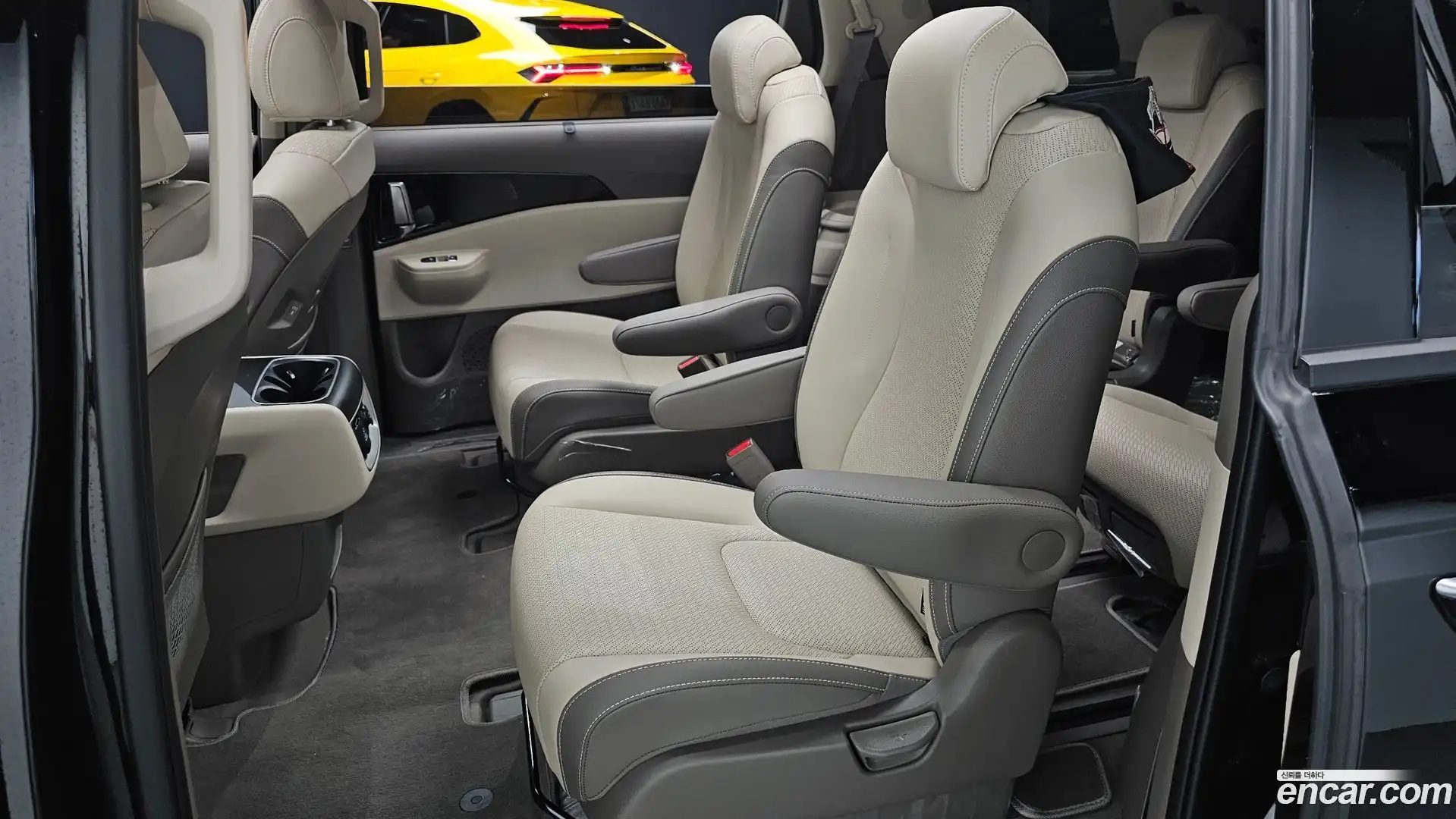 Canival Kia 2024.6-OPTION-016