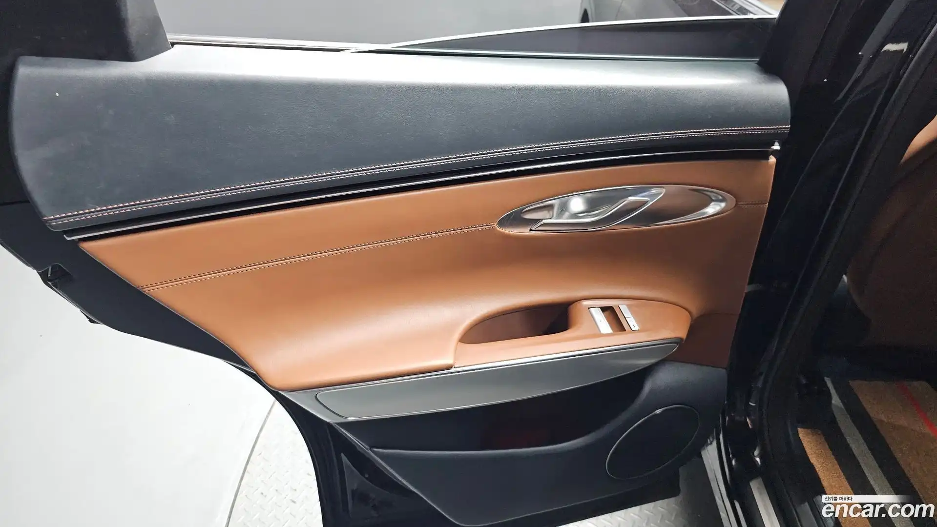 GV70 Genesis 2021.2-INNER-035