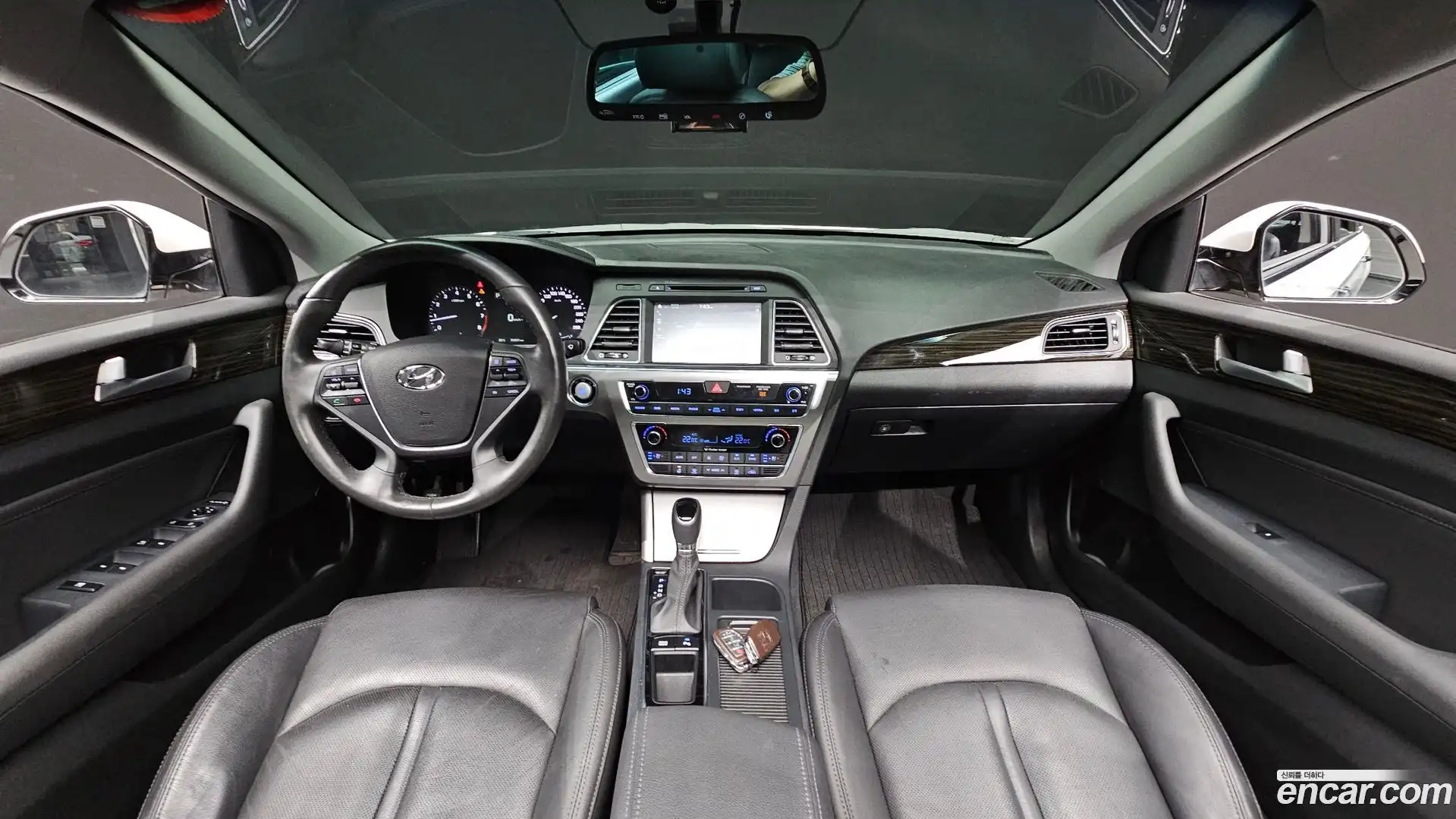 Sonata Hyundai 2016.8-INNER-007