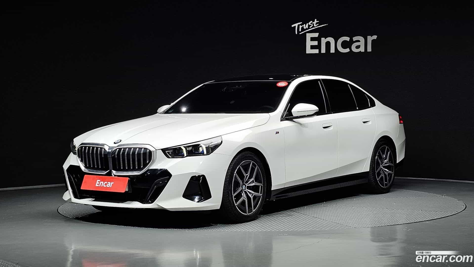 5-Series BMW 2024.1-OUTER-001