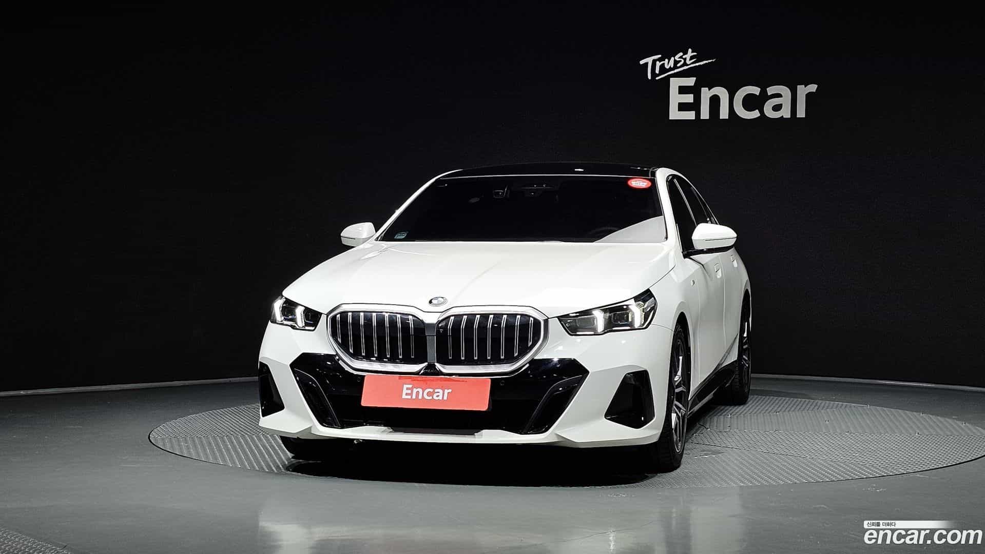 5-Series BMW 2024.1-OUTER-003
