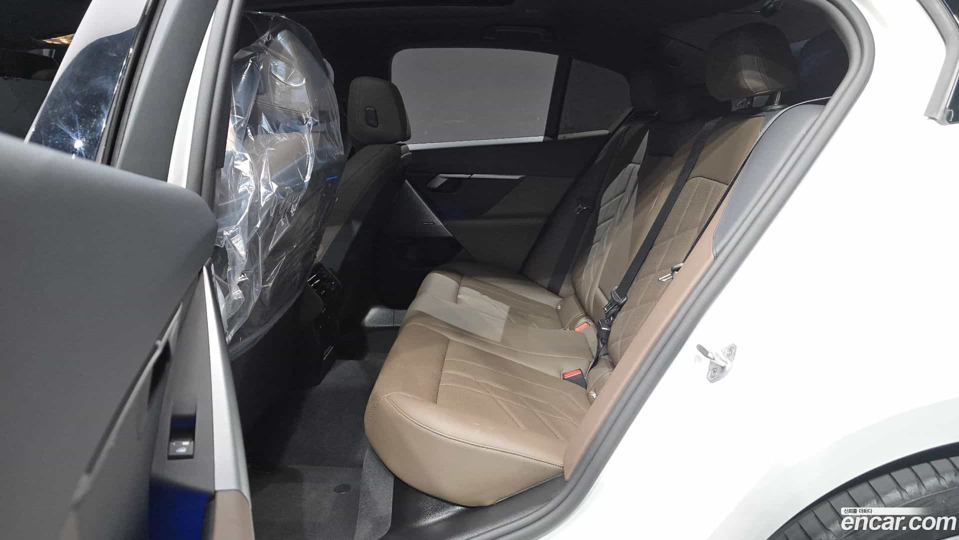 5-Series BMW 2024.1-OPTION-016