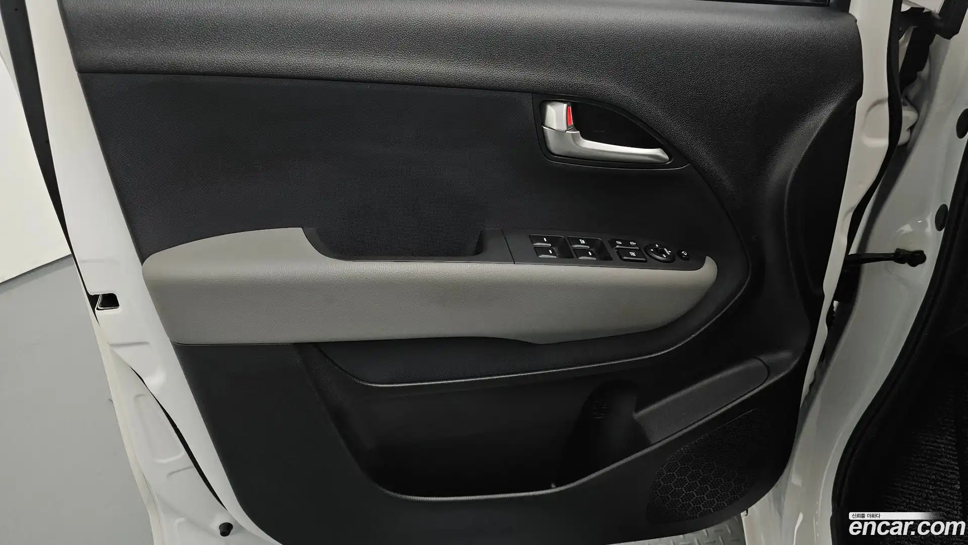 RAY Kia 2025.1-INNER-034