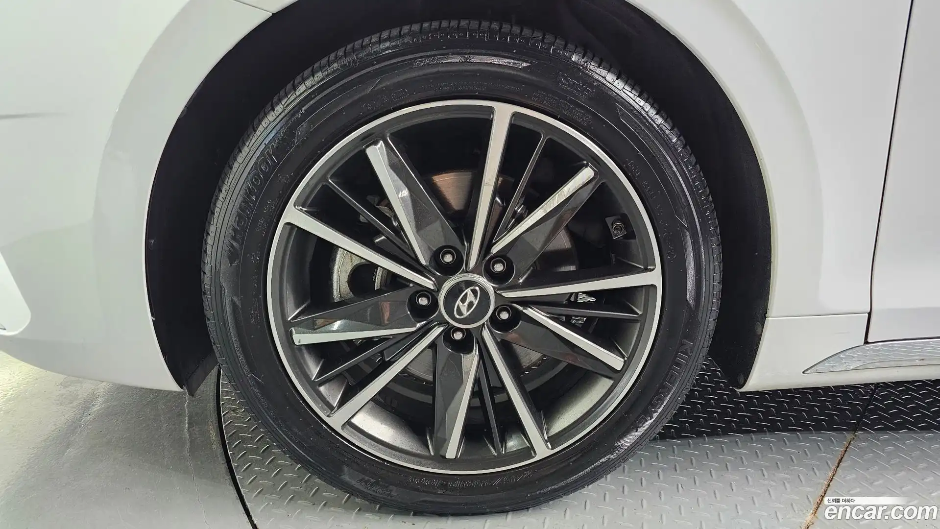 Grandeur Hyundai 2020.0-OUTER-005