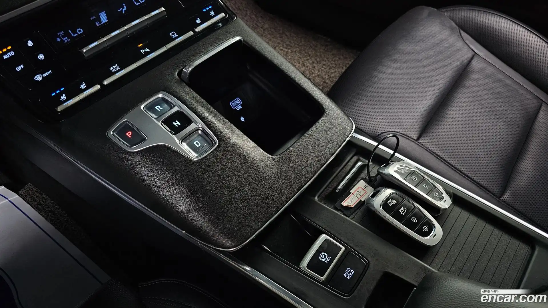 Grandeur Hyundai 2020.0-INNER-009