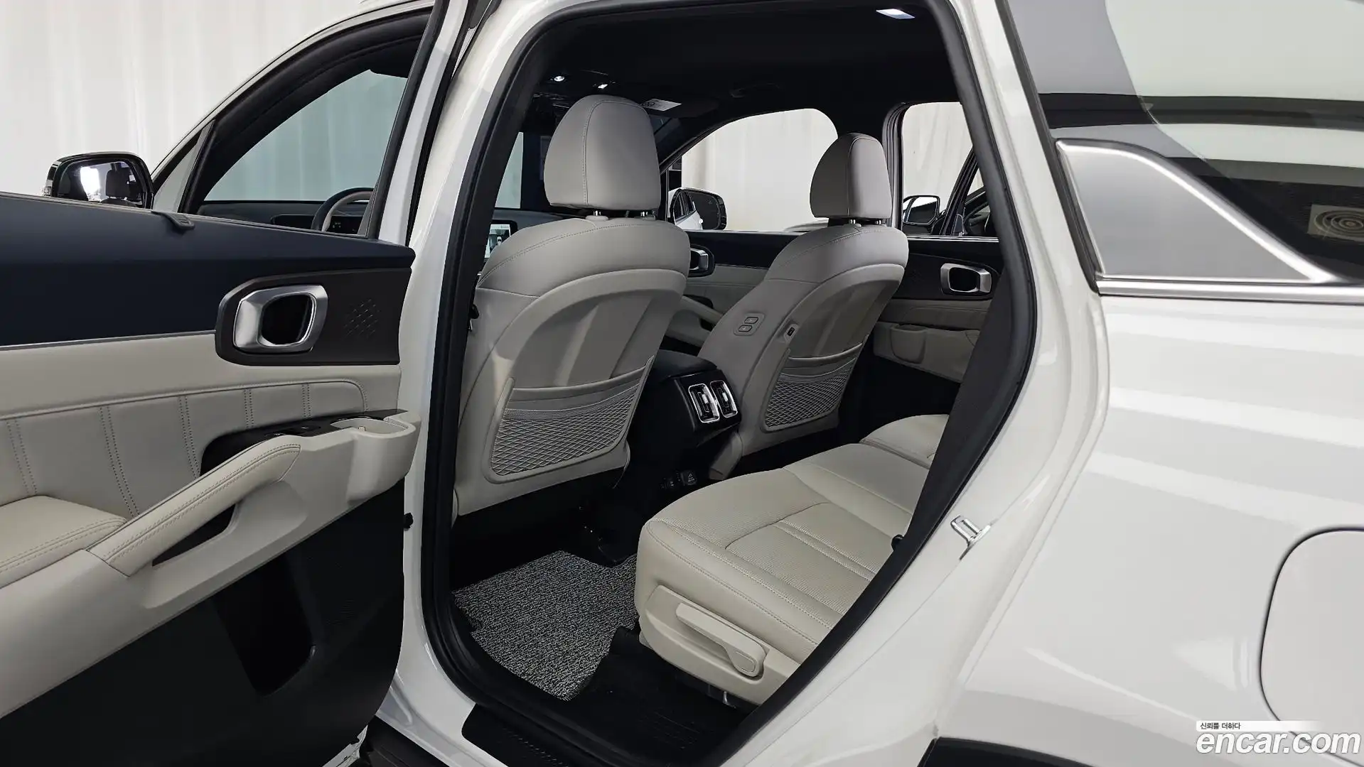 Sorento Kia 2024.8-INNER-036