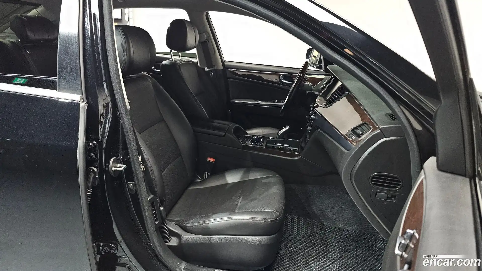 Equus Hyundai 2015.0-OPTION-016