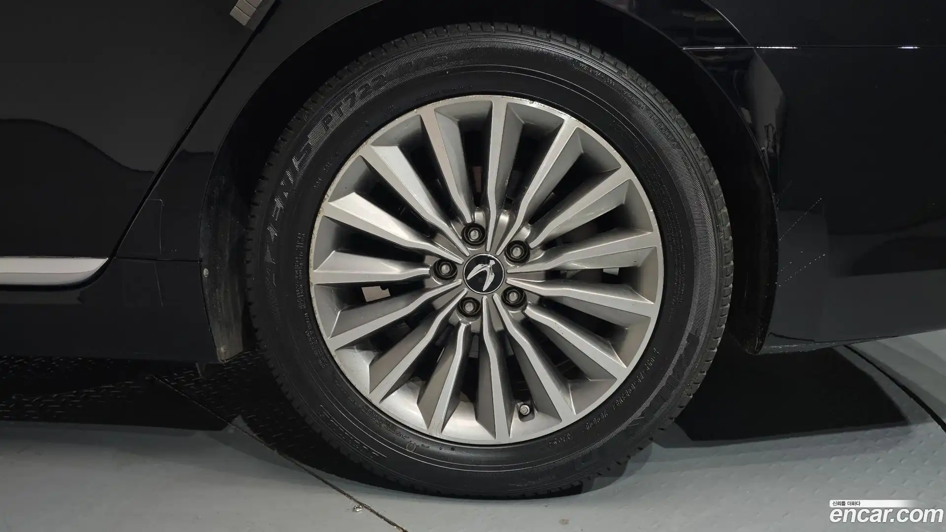 Equus Hyundai 2015.0-OUTER-031