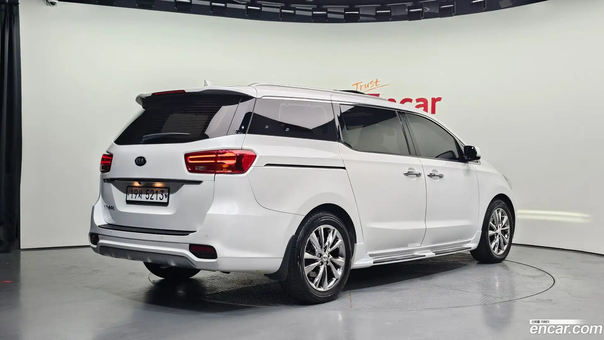 Canival Kia 2019.0-OUTER-002