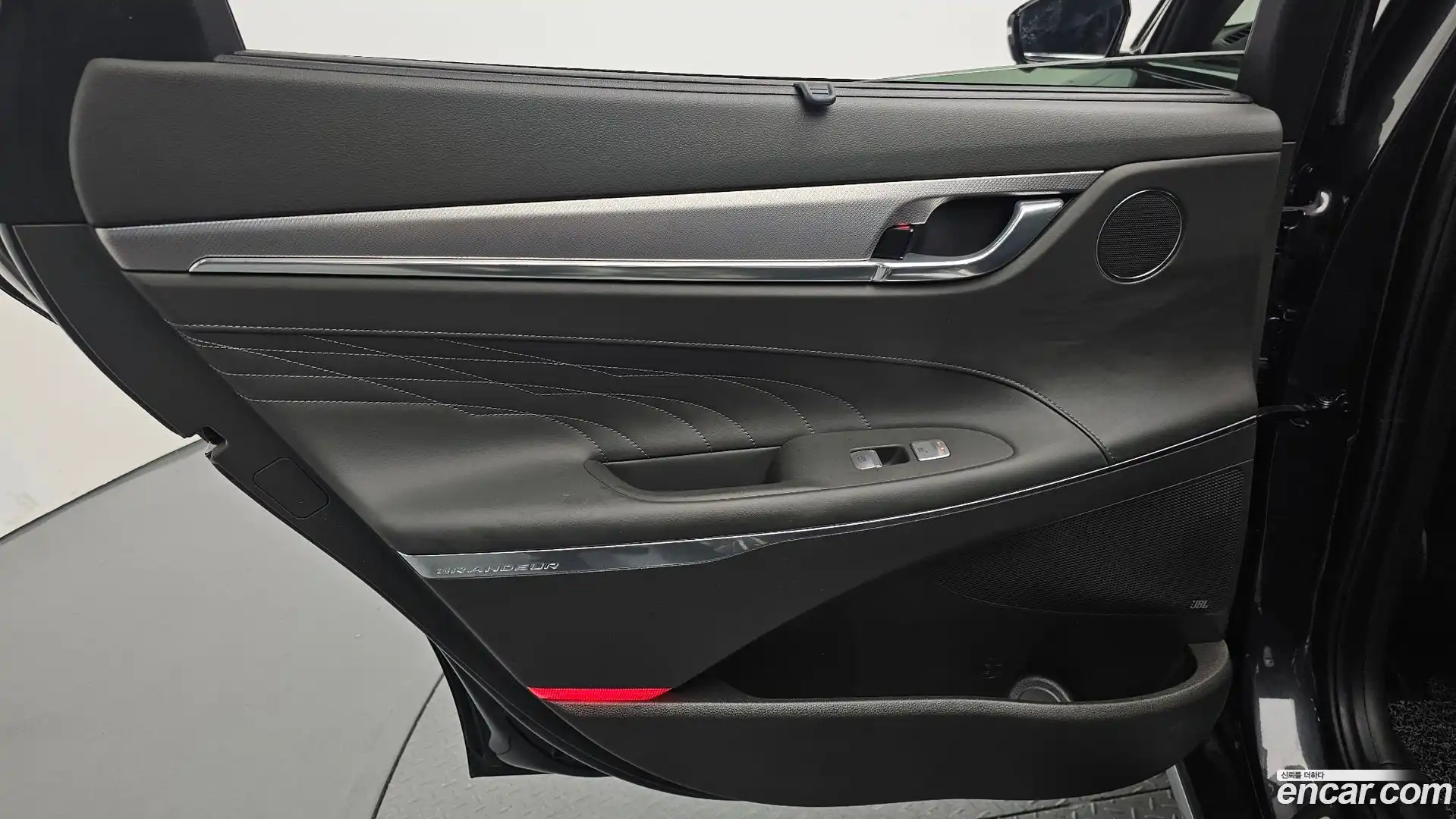 Grandeur Hyundai 2020.5-INNER-035