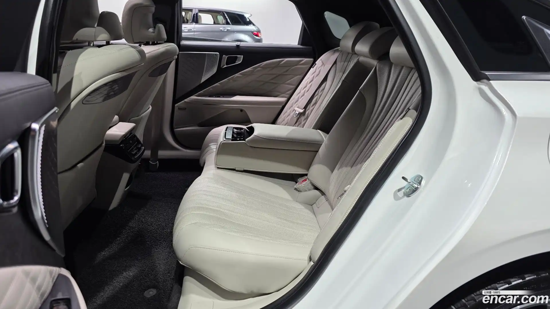 K8 Kia 2023.2-OPTION-015
