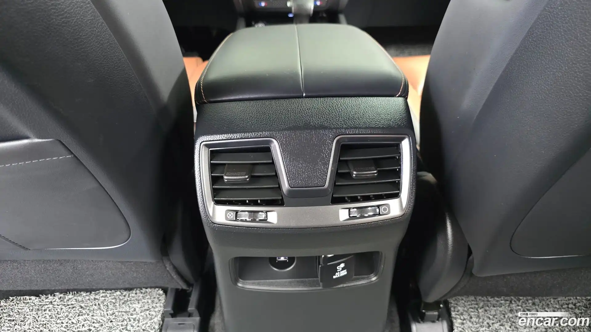 Rexton KG Mobility 2020.6-OPTION-044