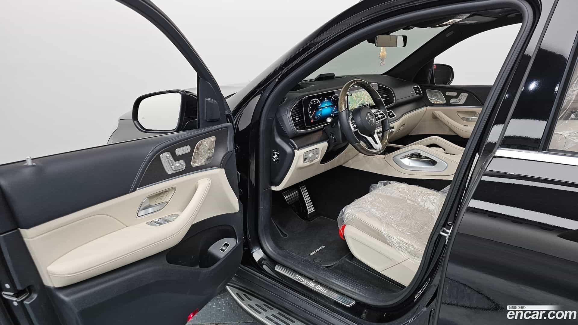 GLS-Class Mercedes-Benz 2021.6-INNER-010