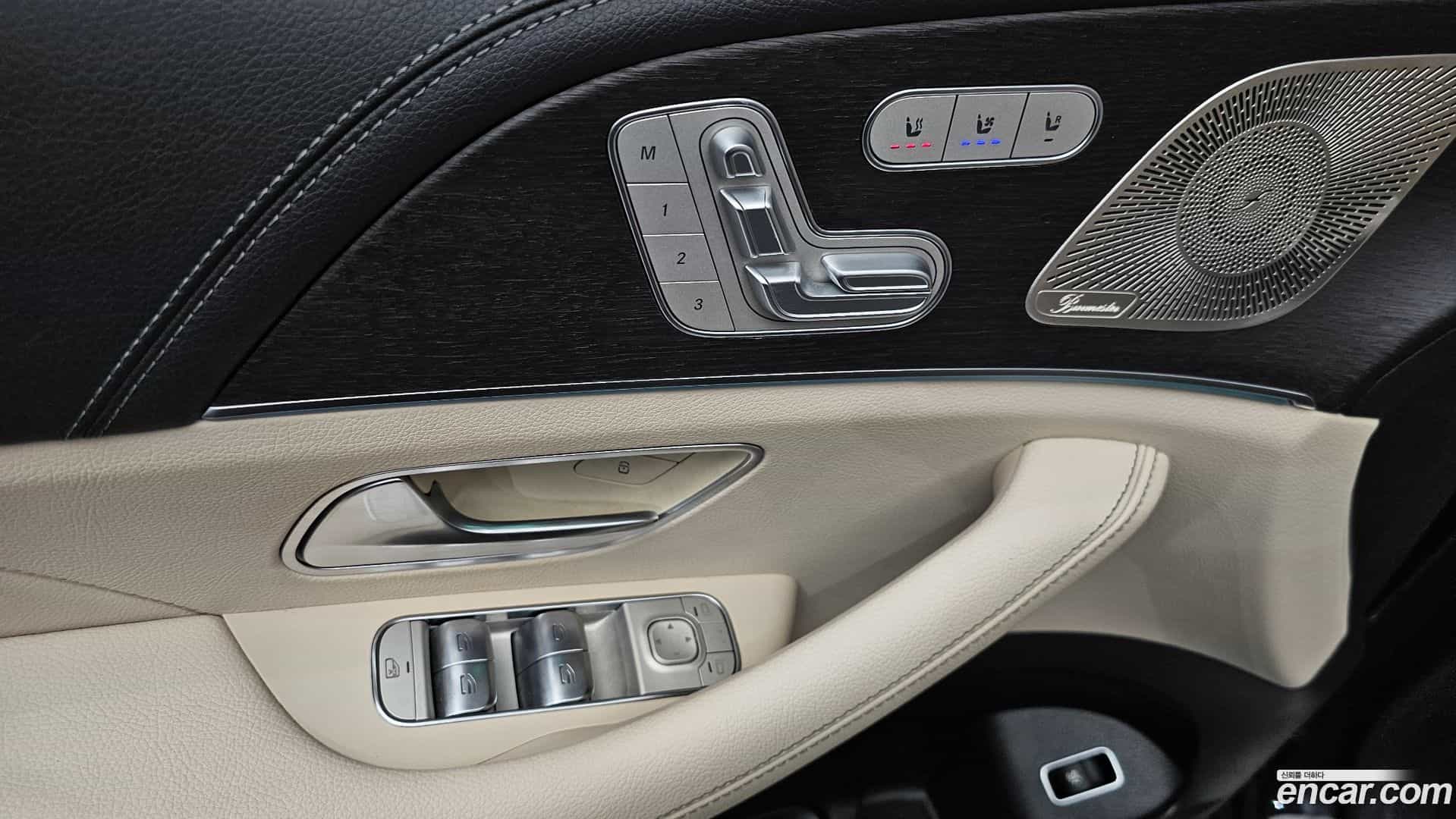GLS-Class Mercedes-Benz 2021.6-OPTION-042