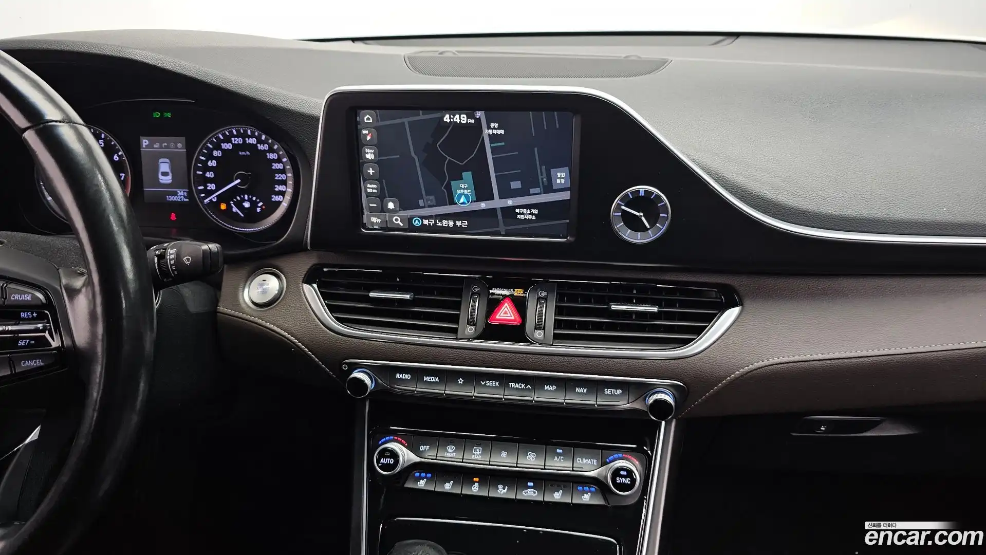Grandeur Hyundai 2017.2-OPTION-016