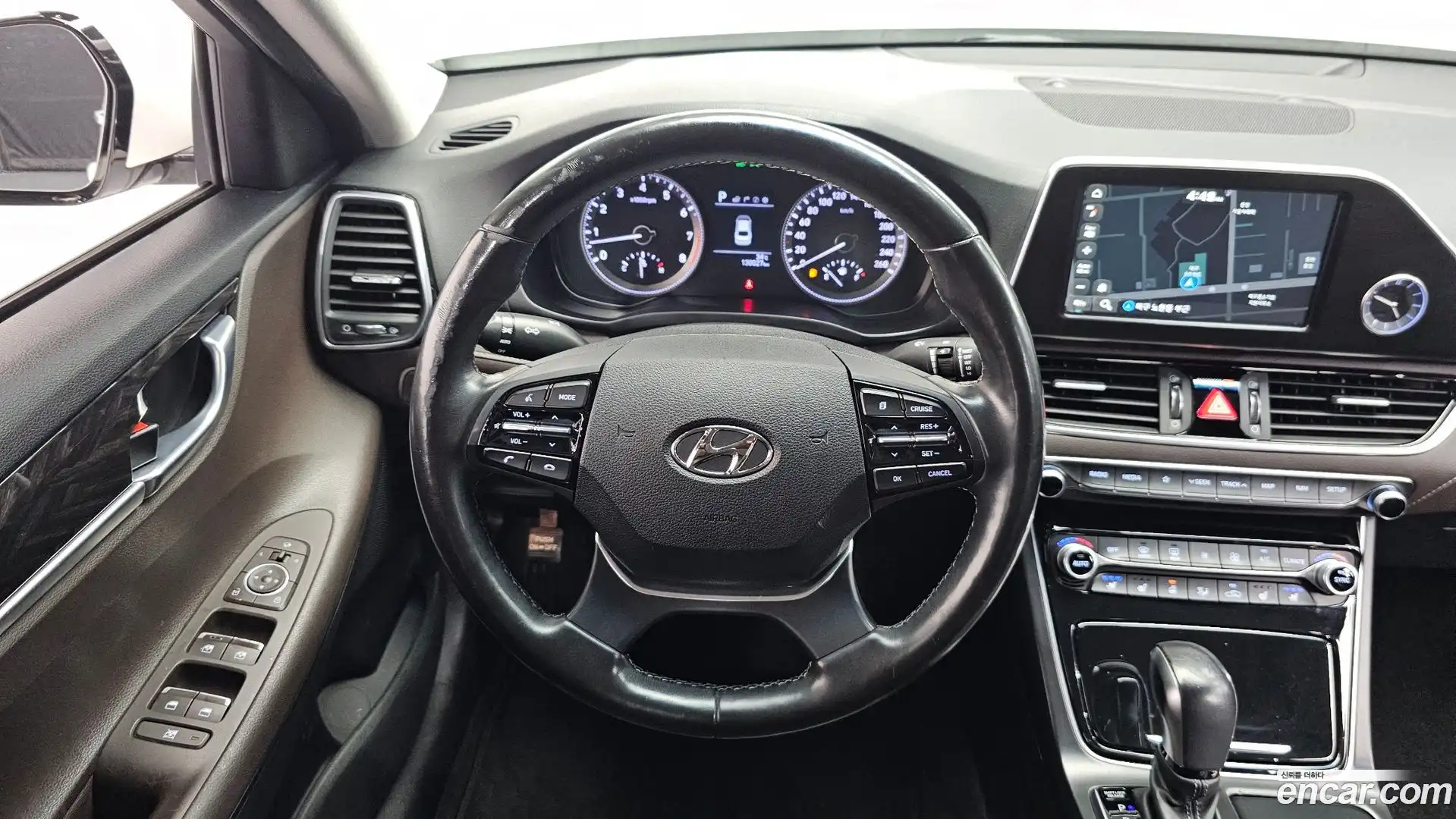 Grandeur Hyundai 2017.2-OPTION-017