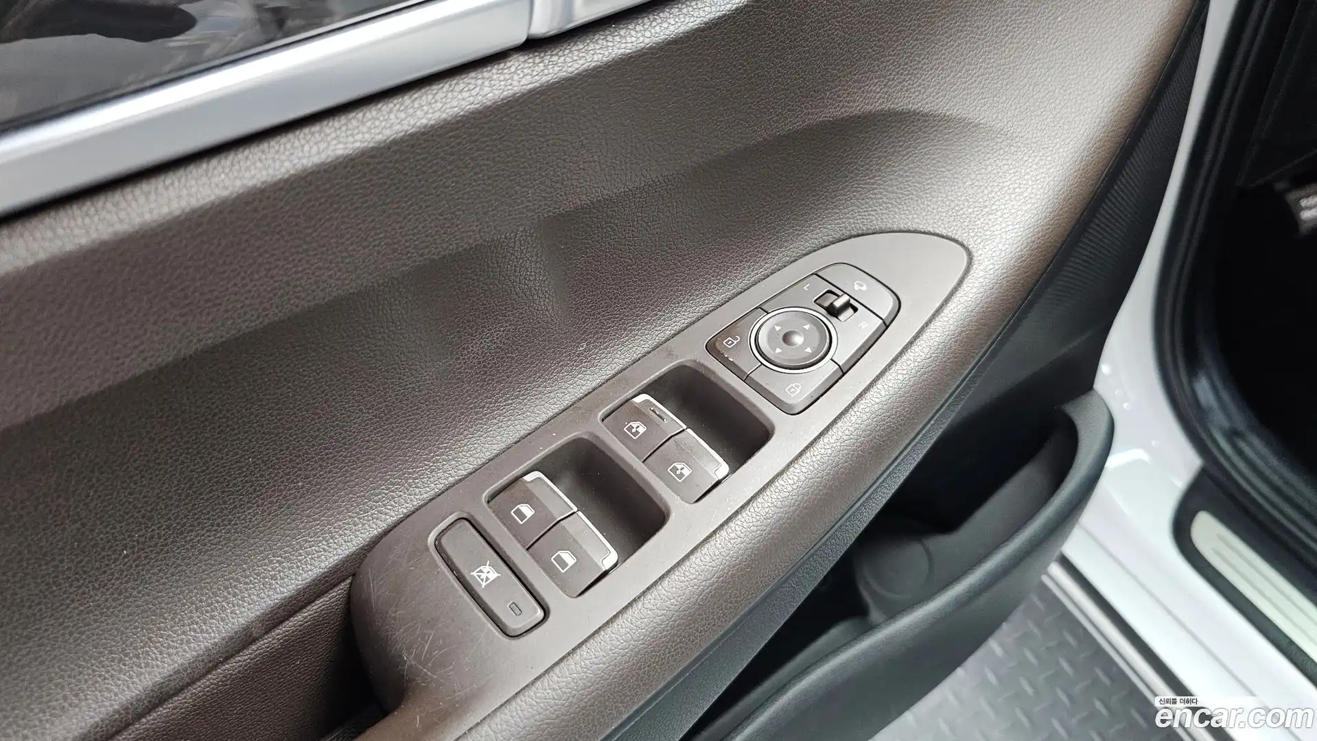 Grandeur Hyundai 2017.2-OPTION-019