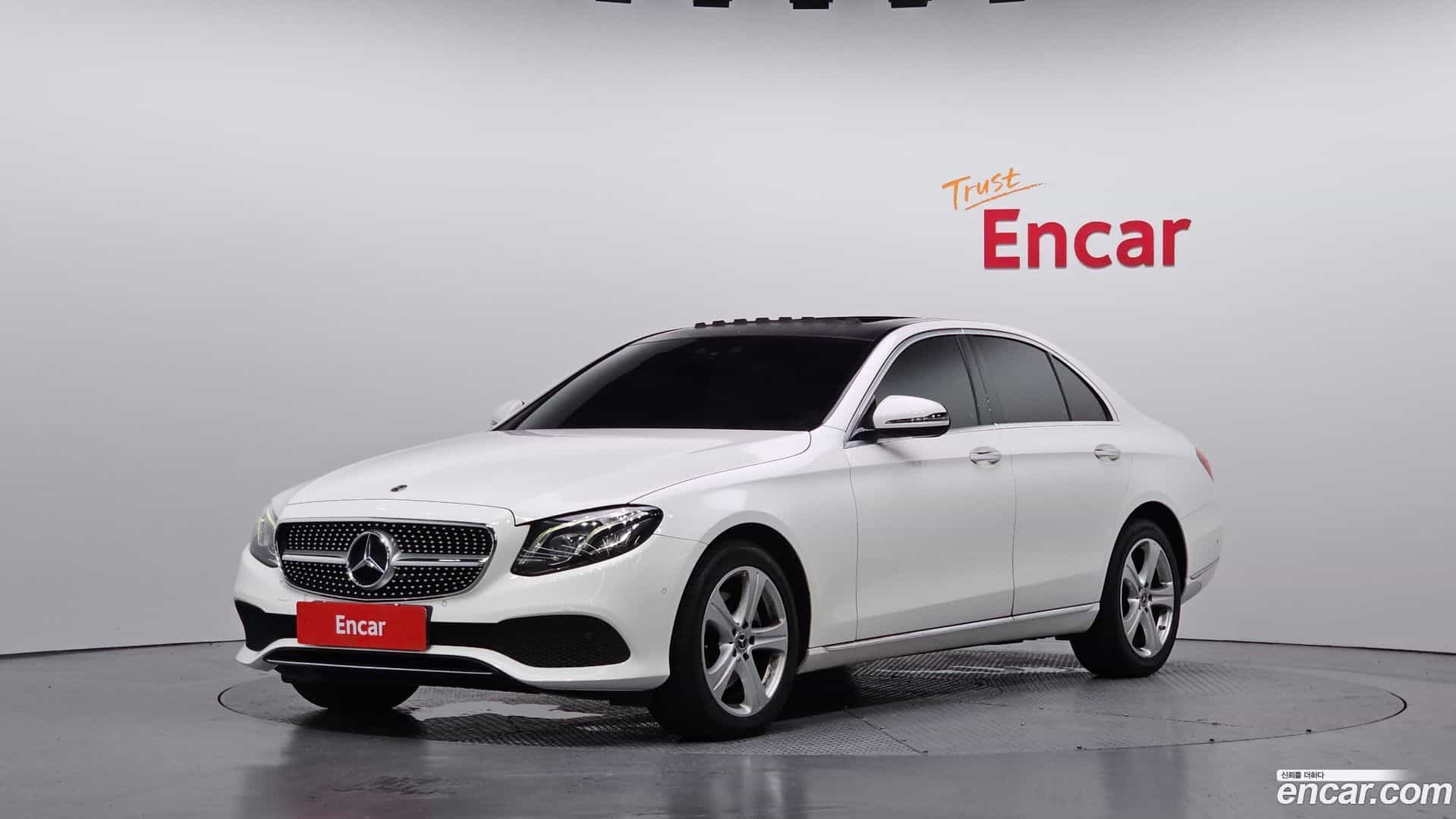 E-Class Mercedes-Benz 2017.5-OUTER-001