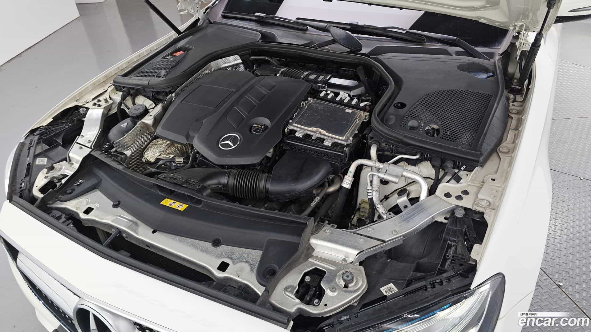 E-Class Mercedes-Benz 2017.5-OUTER-006