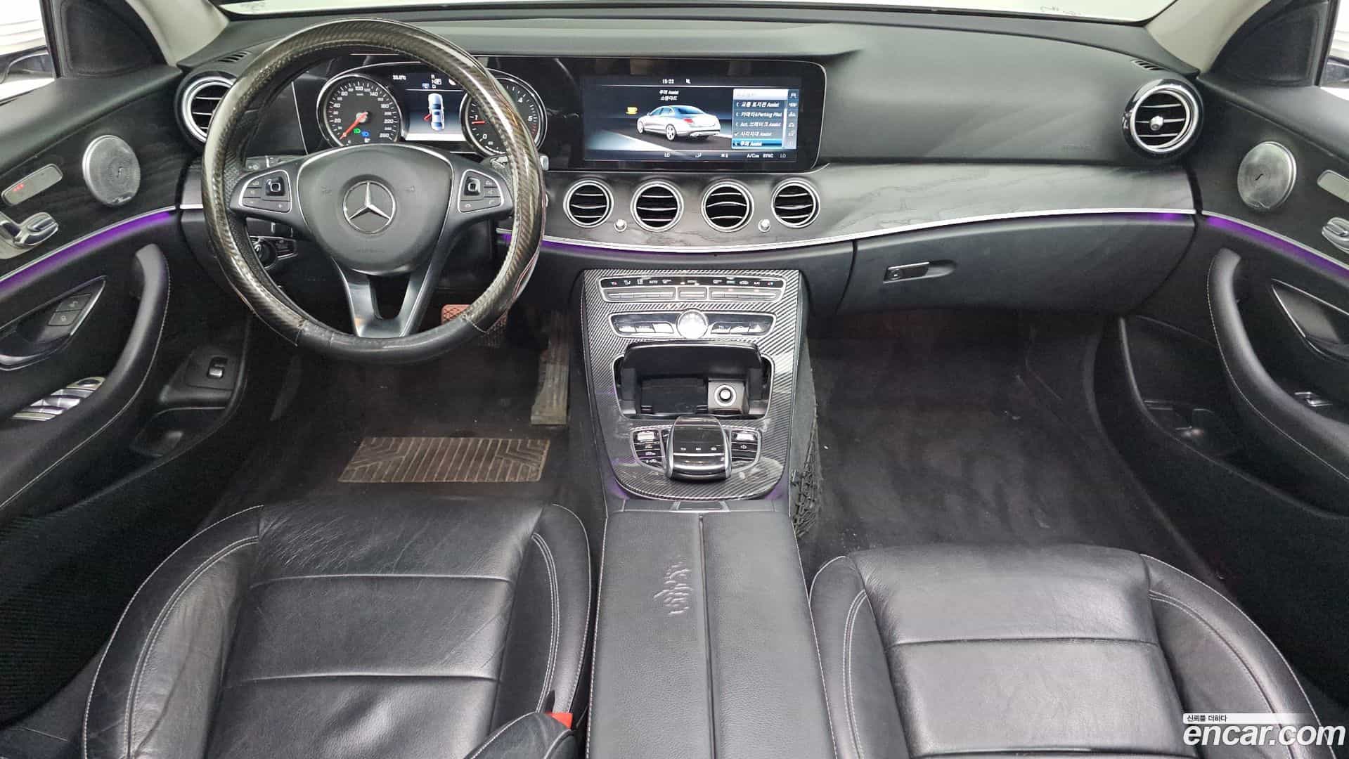 E-Class Mercedes-Benz 2017.5-INNER-007
